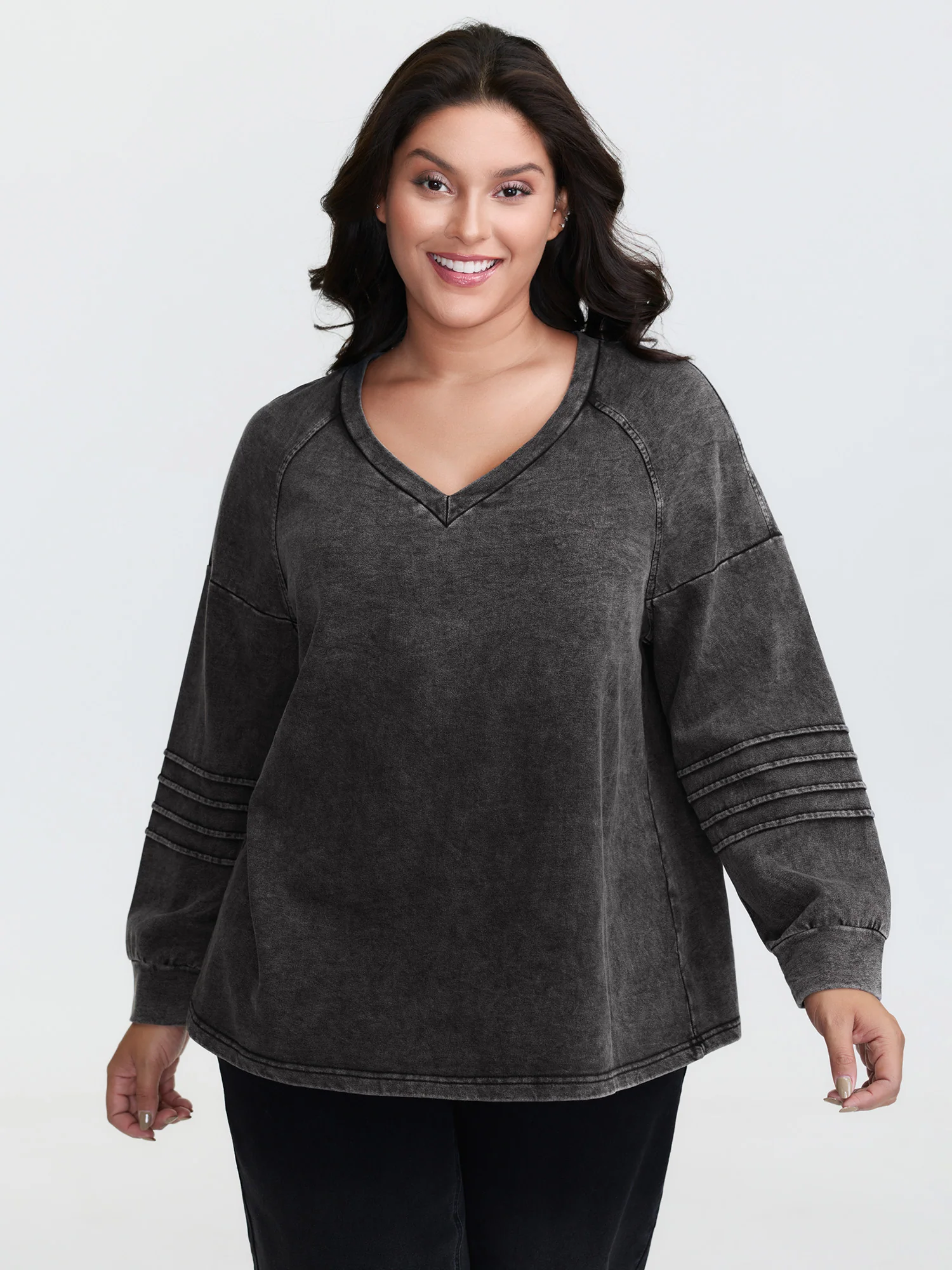 V-Neck Drop Shoulder Vintage Sweatshirt - Image 2