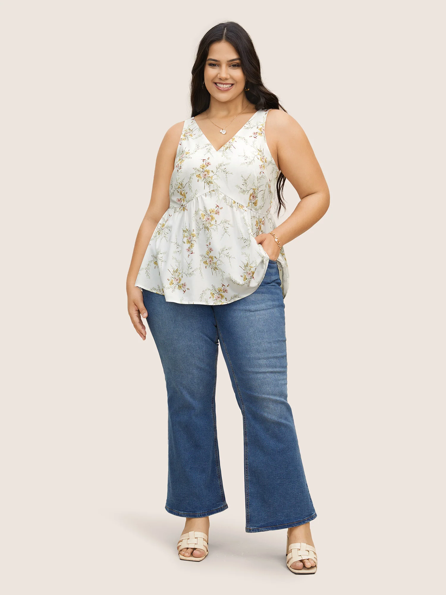 V Neck Floral Print Adjustable Straps Cami Top - Image 2