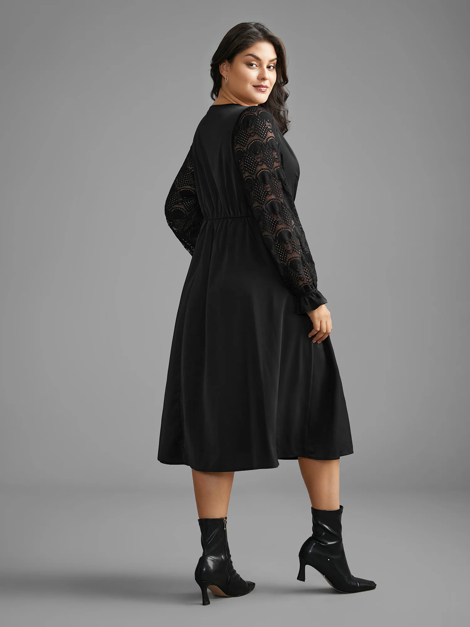 V Neck Lace Patchwork Midi Dress - Image 4
