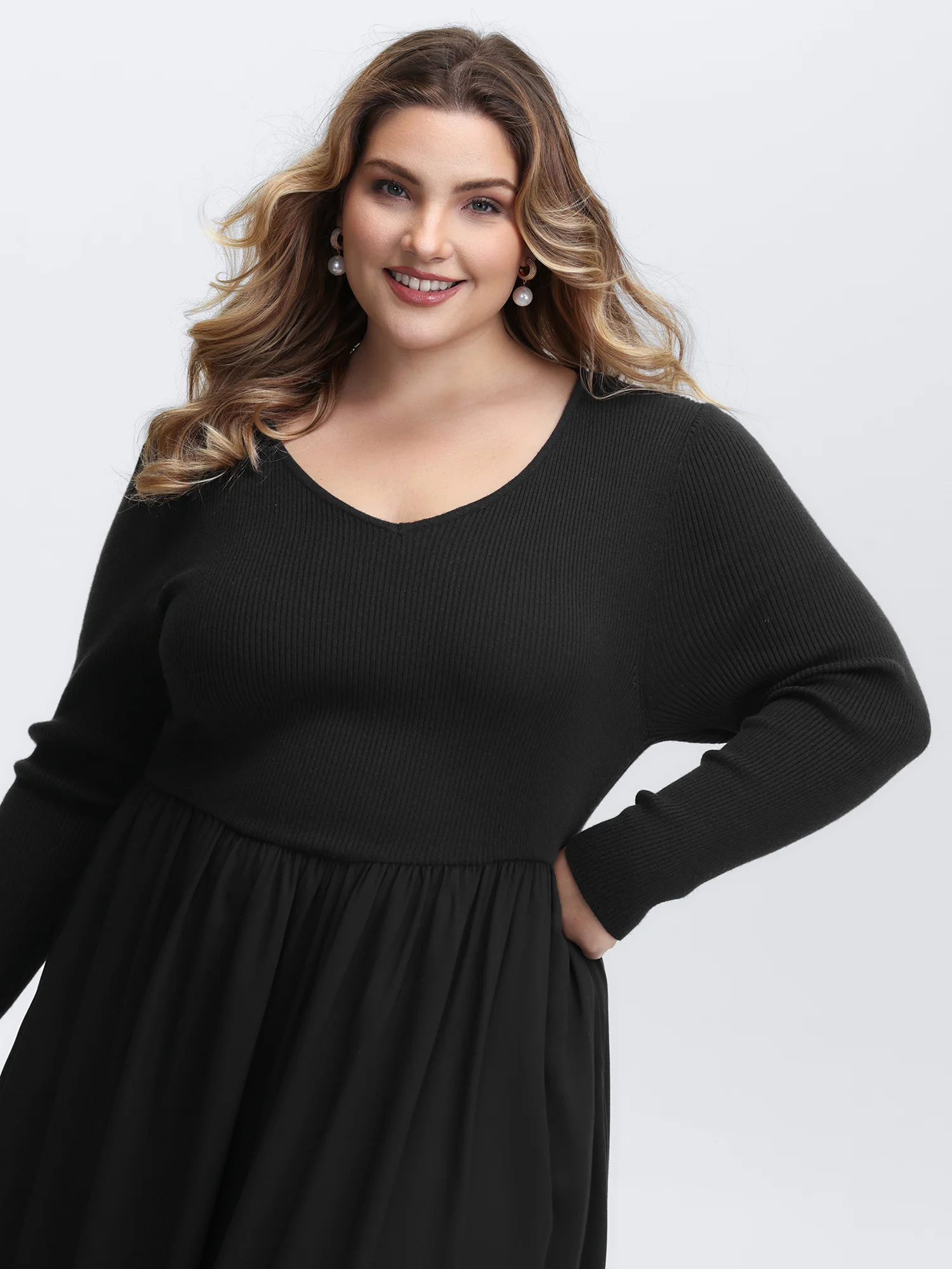 V-Neck Patchwork Plain Sweater Dress - Image 2