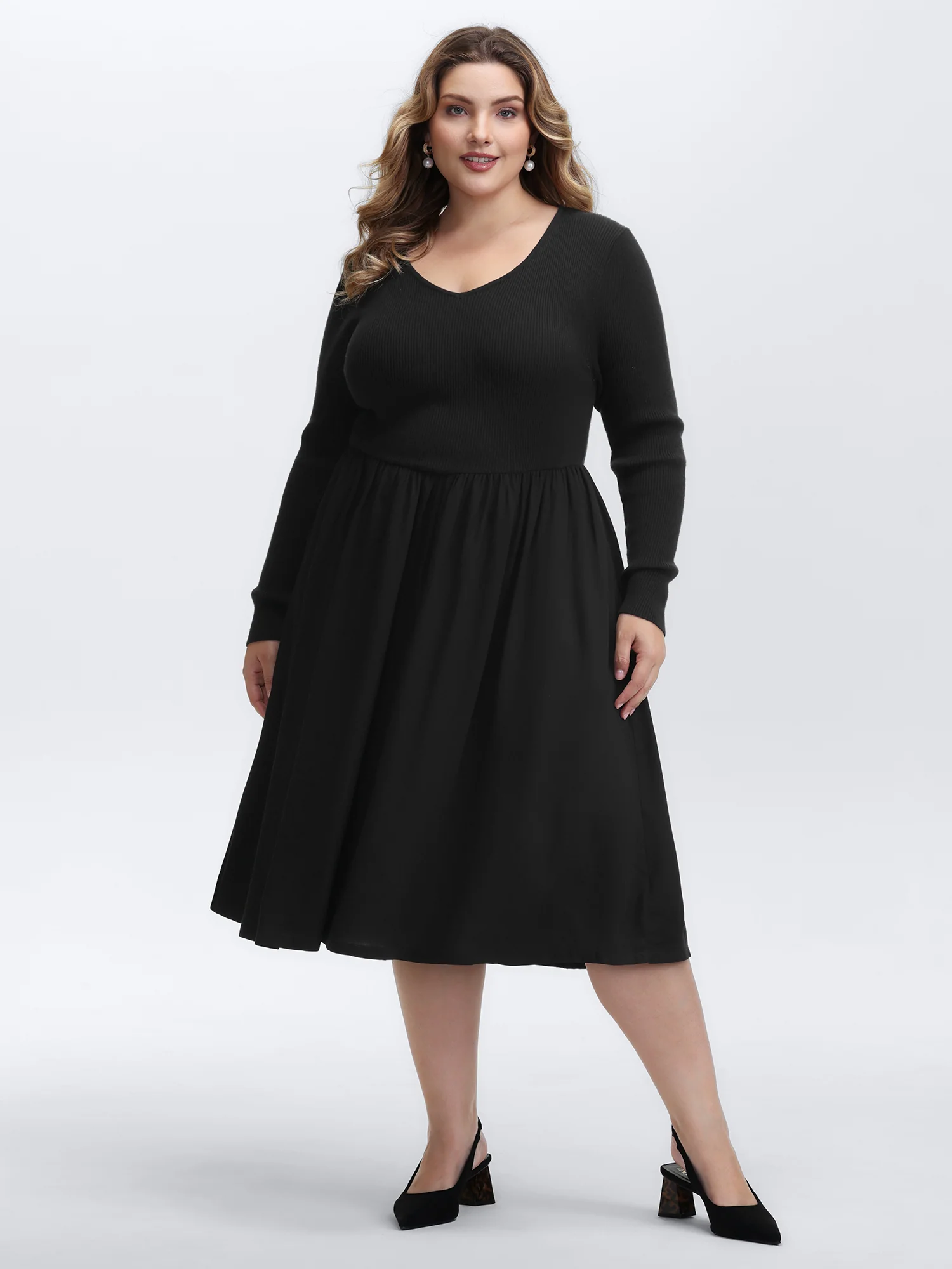 V-Neck Patchwork Plain Sweater Dress - Image 3