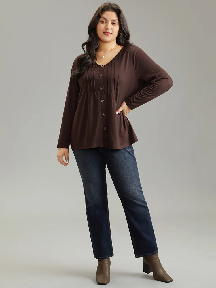 V Neck Solid Pleated Button Detail T-shirt - Image 3