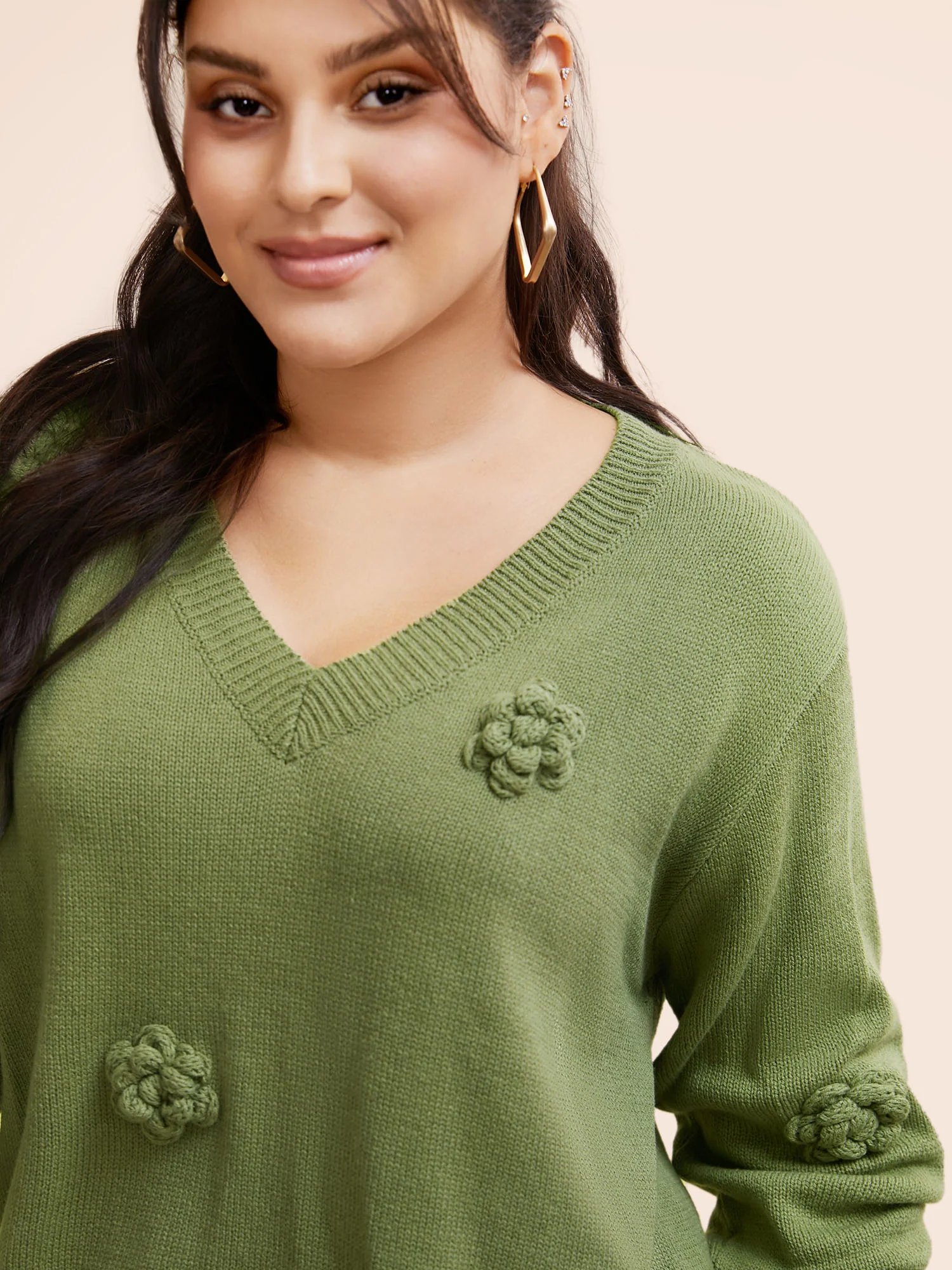 V Neck Stereo Flower Design Pullover - Image 4