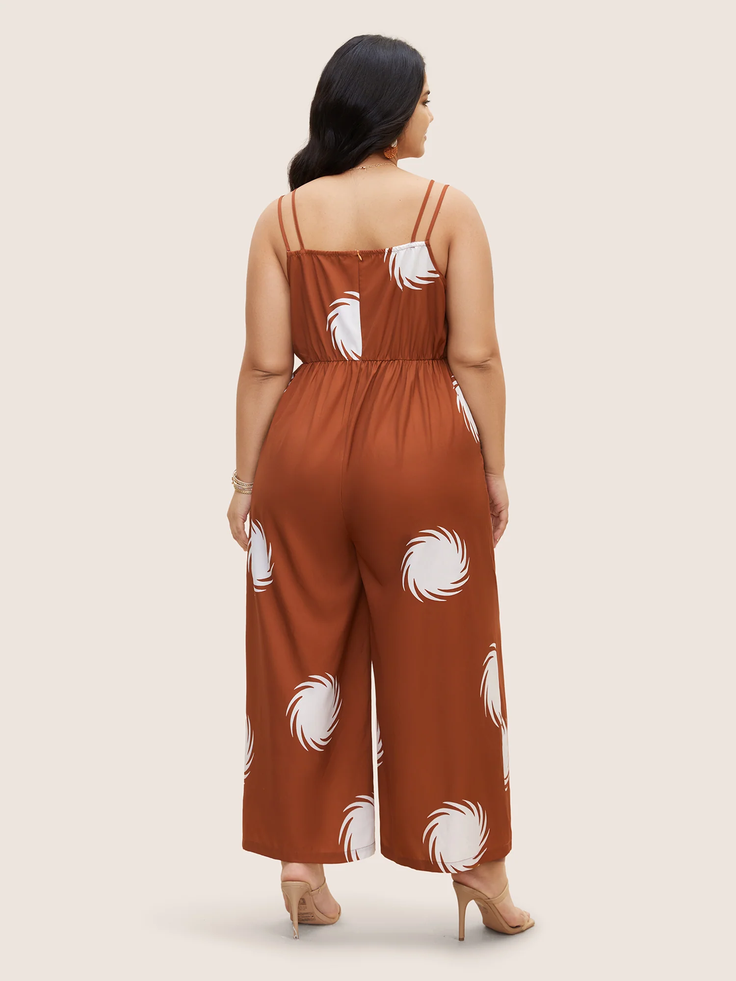 V Neck Sun Print Gathered Jumpsuit - Image 4