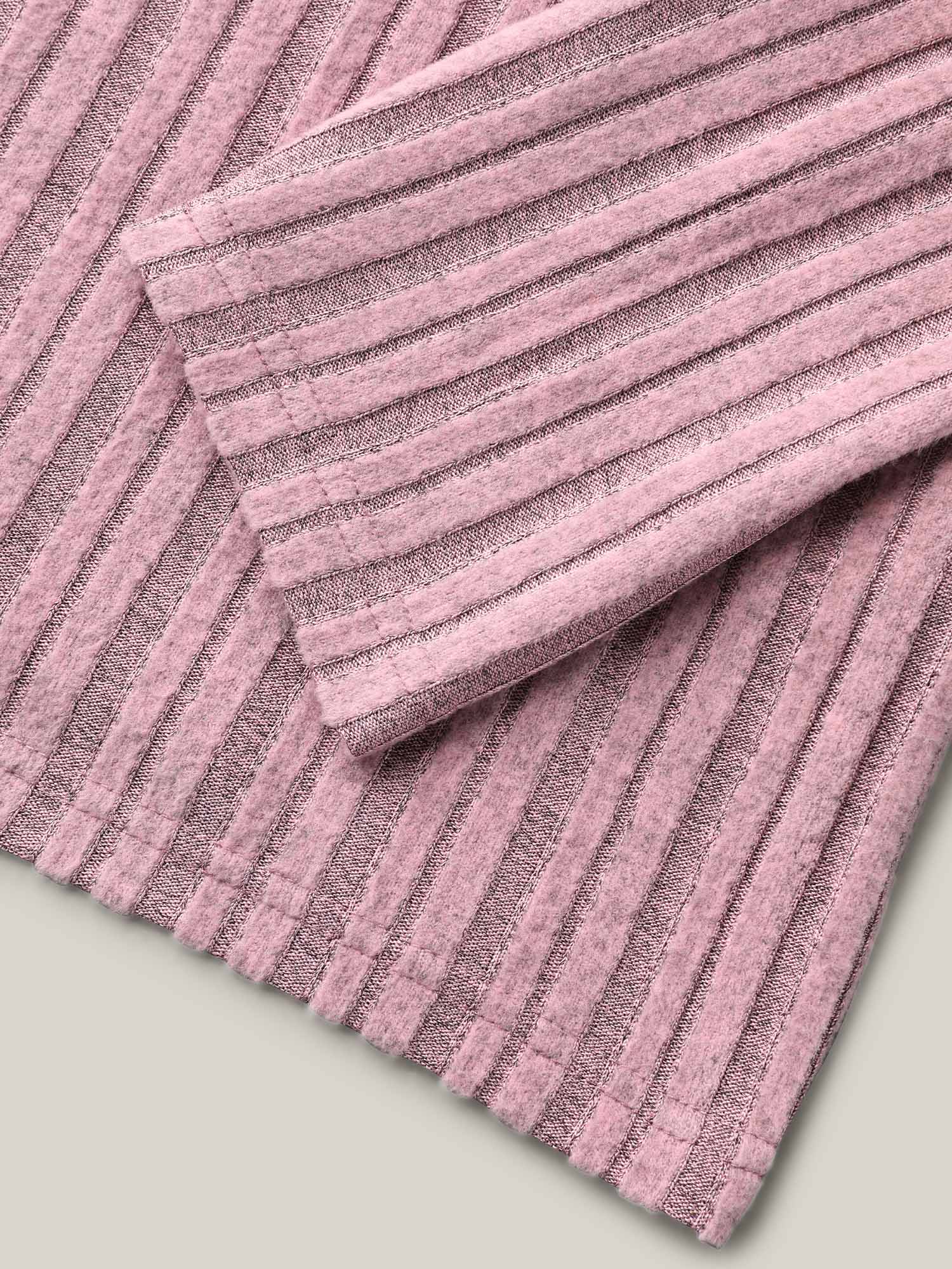 V-Neck Textured Pit Strip Fitted T-Shirt - Image 7