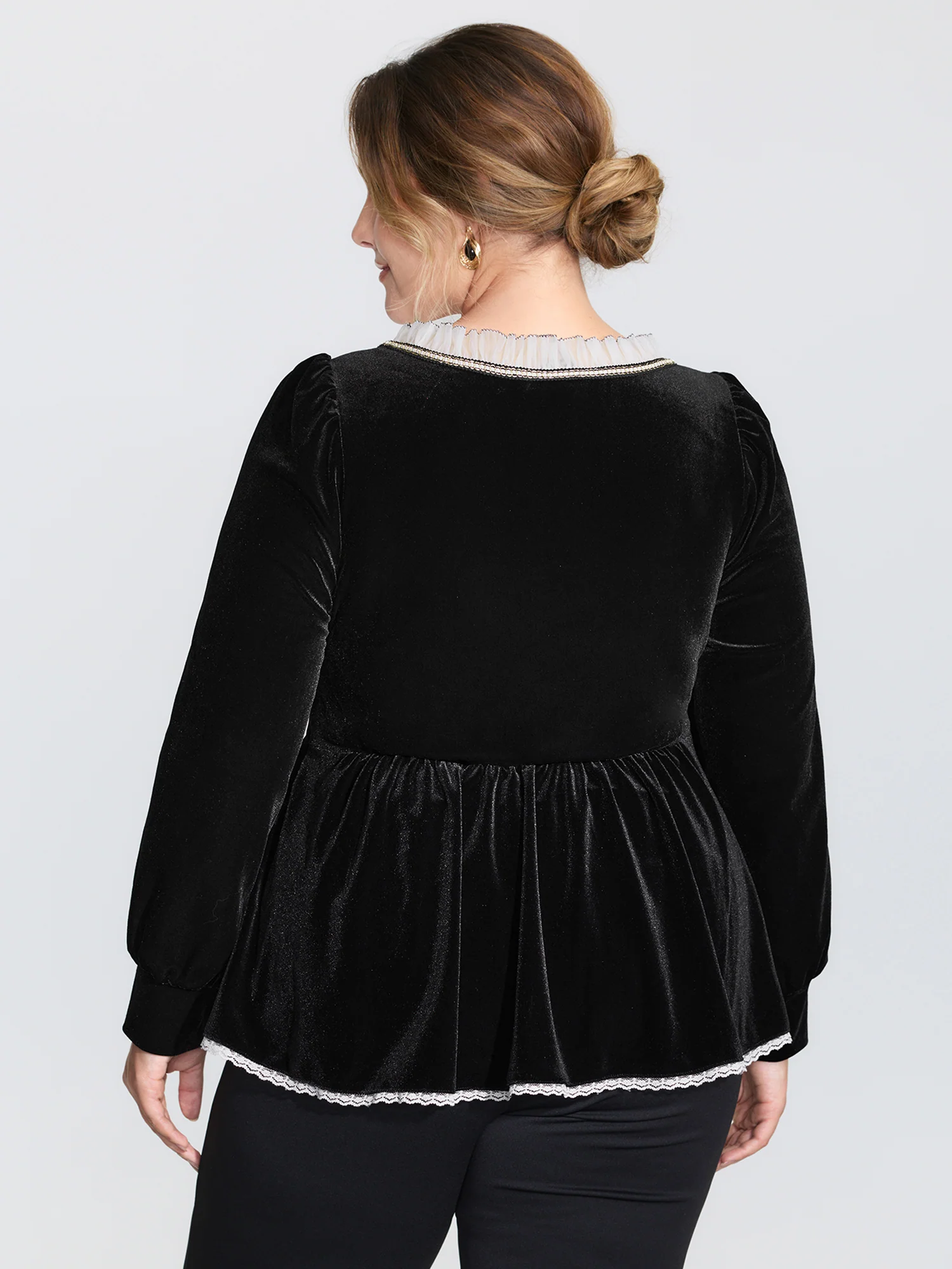 Velvet Contrast Neckline Button Knit Top - Image 4