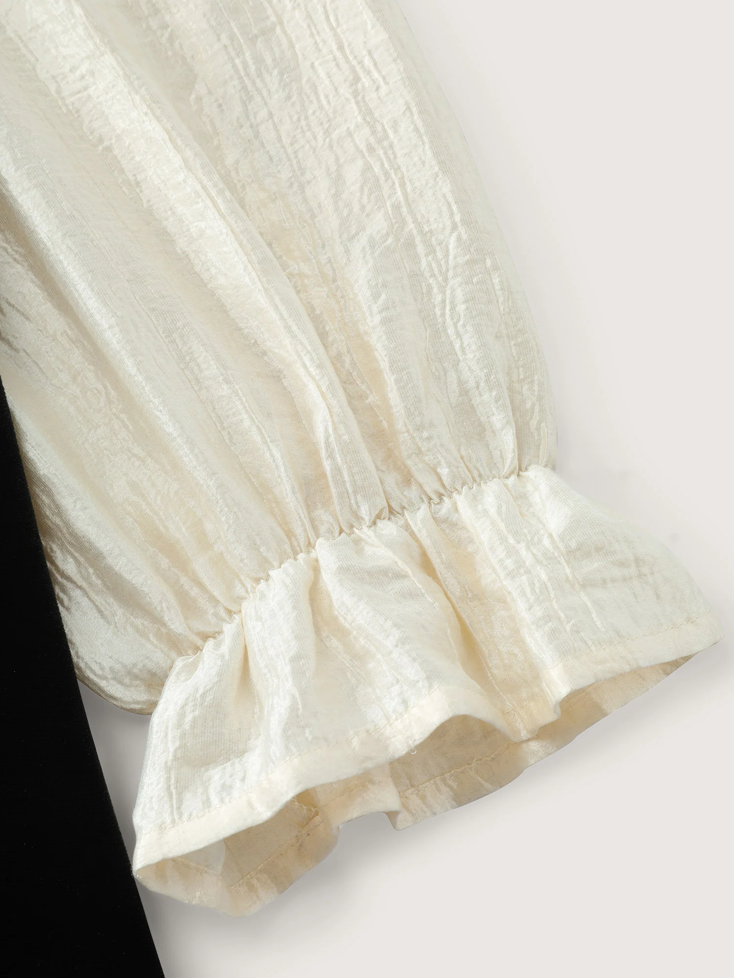 Velvet Contrast Pearl Detail Midi Dress - Image 6