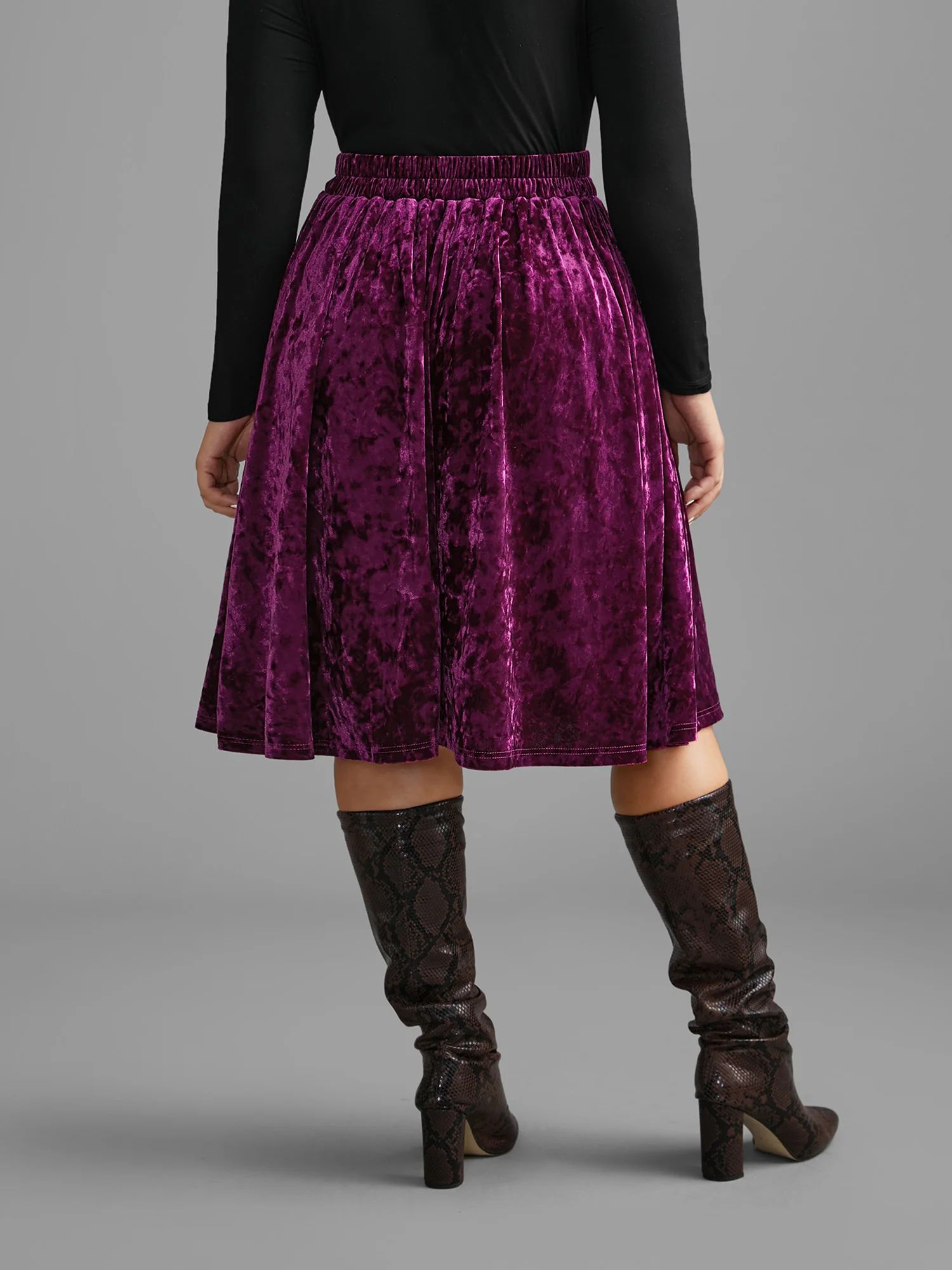 Velvet Elastic Waist Skirt - Image 5