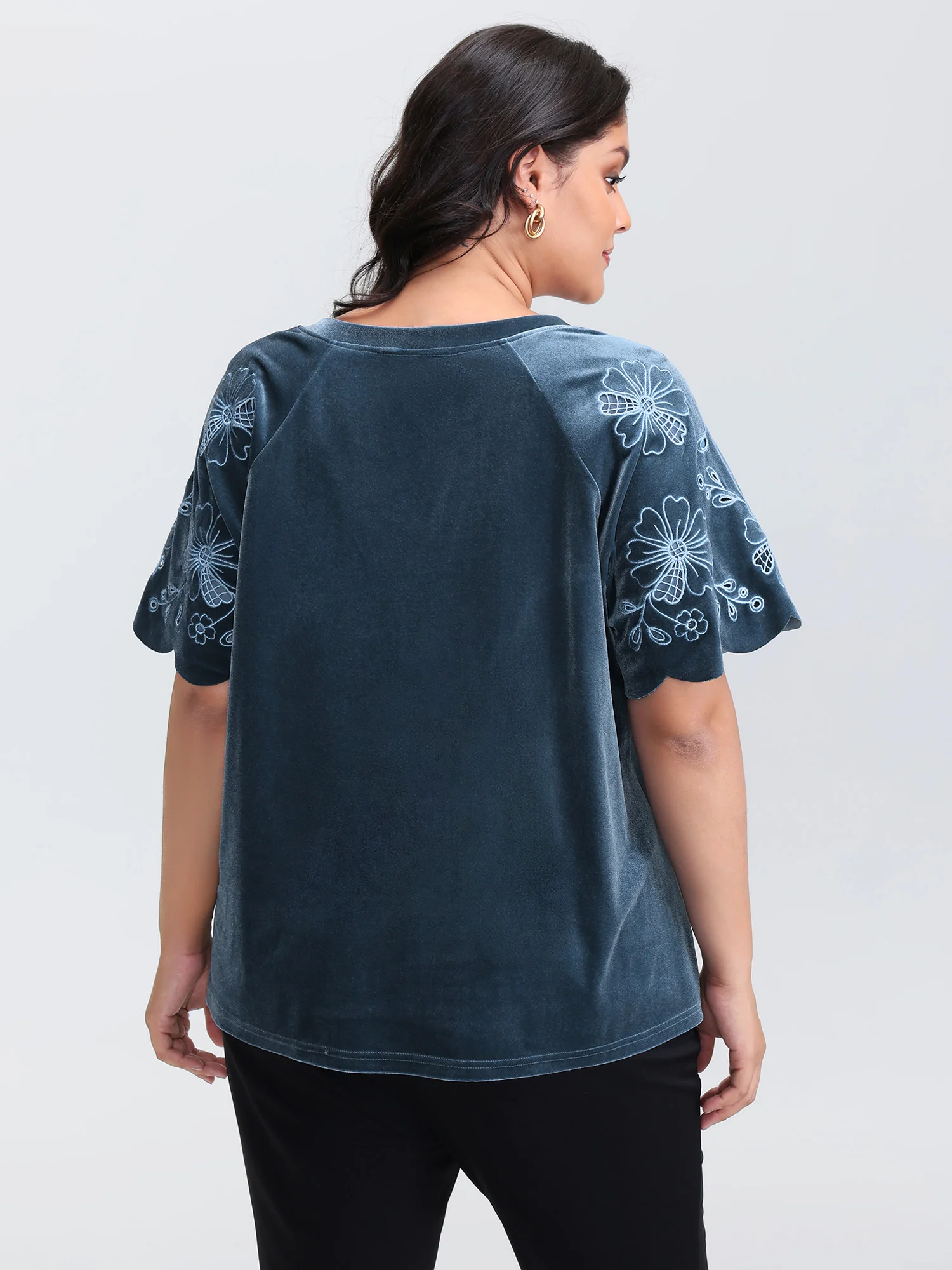 Velvet Embroidered Mesh Sleeve Stretchy Blouse - Image 5