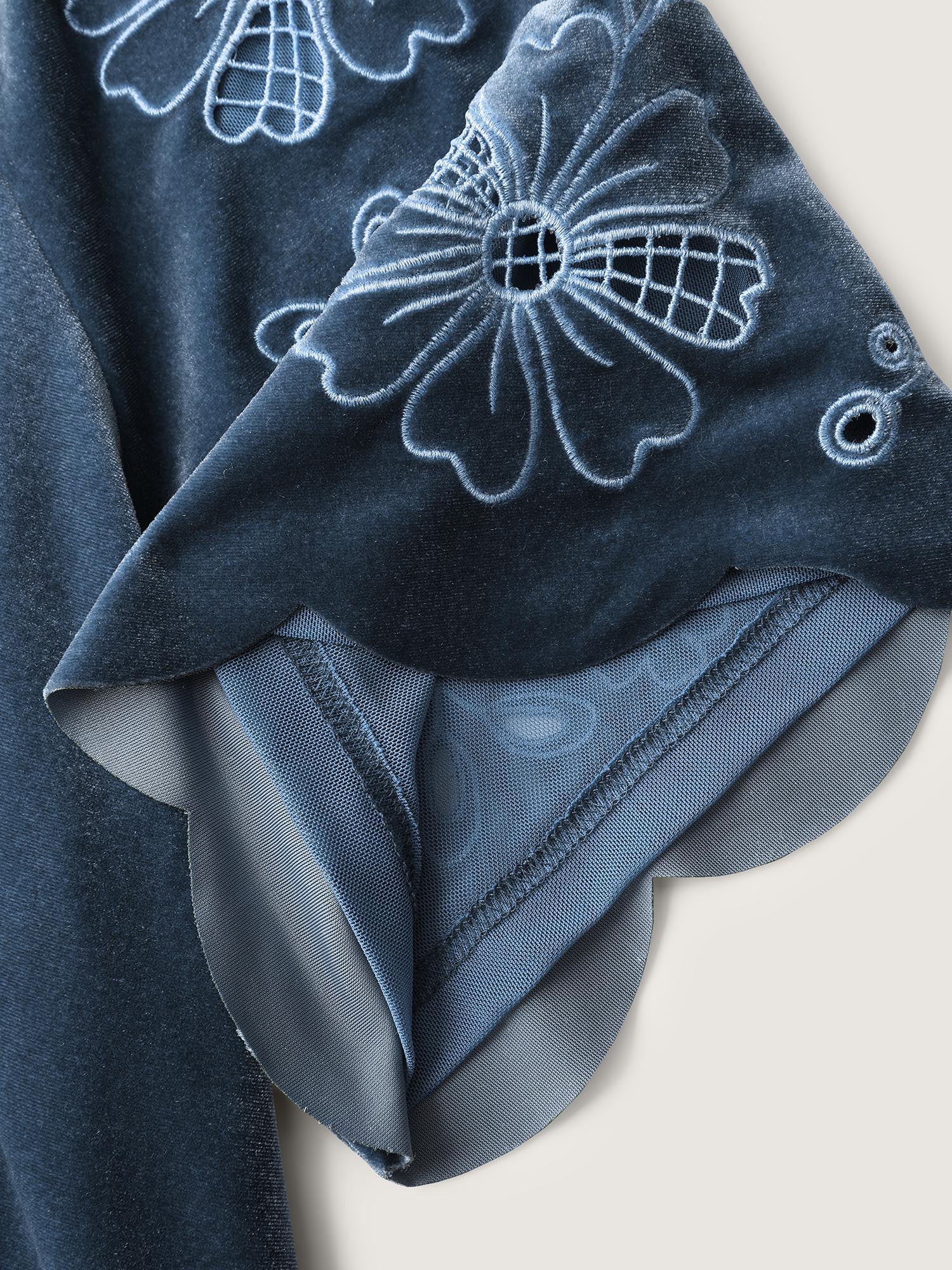 Velvet Embroidered Mesh Sleeve Stretchy Blouse - Image 6