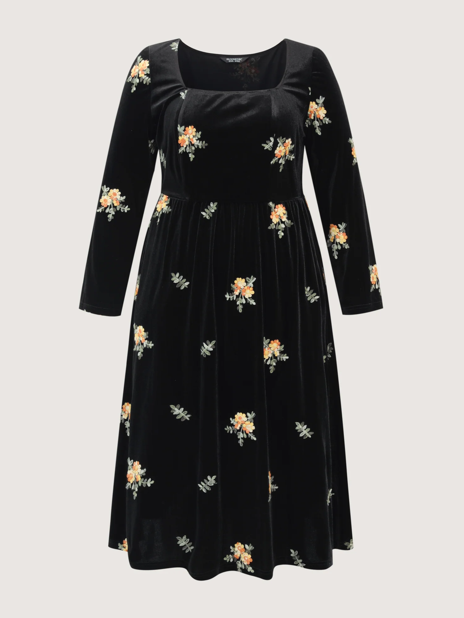 Velvet Floral Embroidered Pockets Midi Dress - Image 7