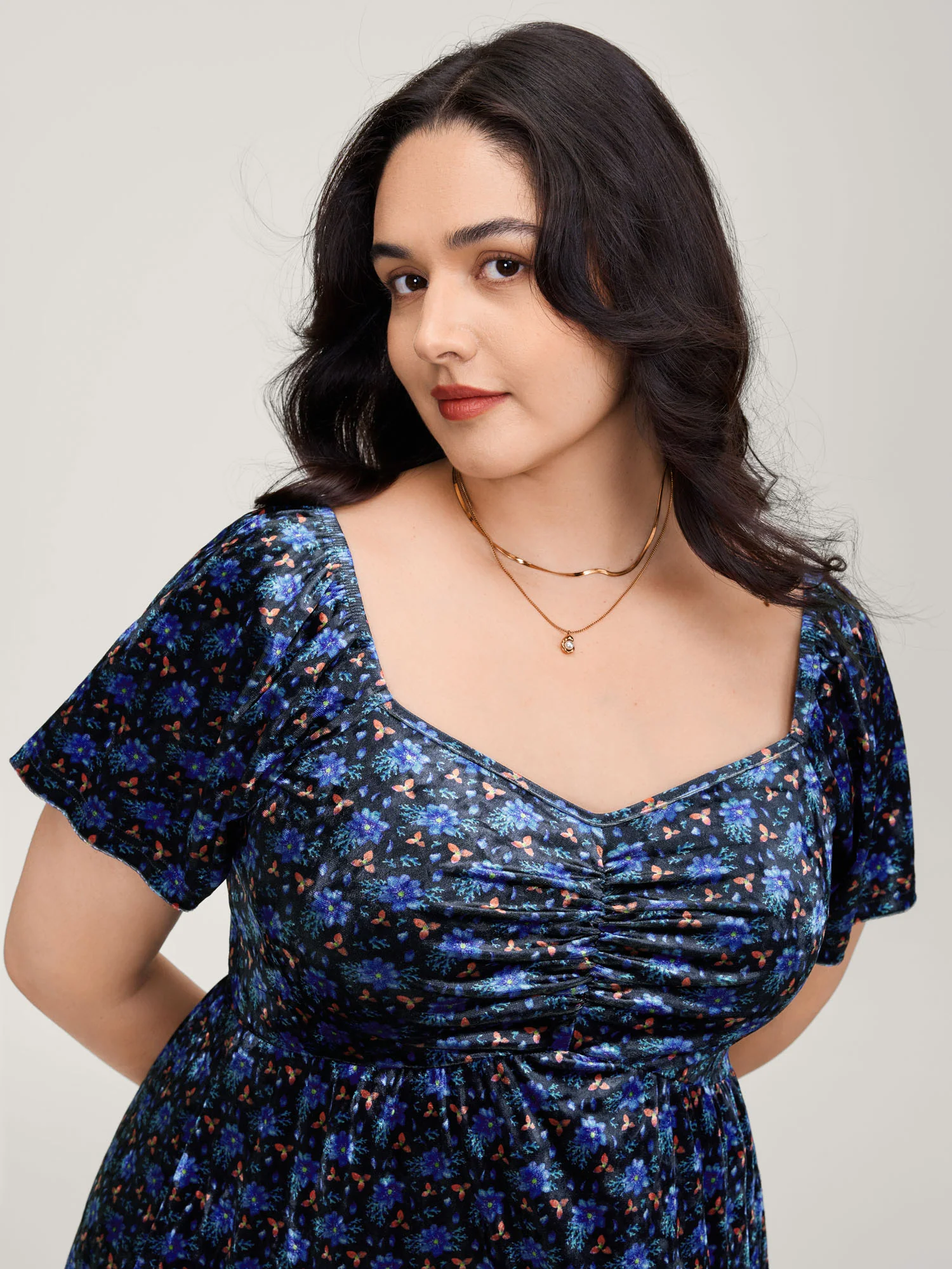 Velvet Floral Gathered Bodice Midi Dress - Image 2