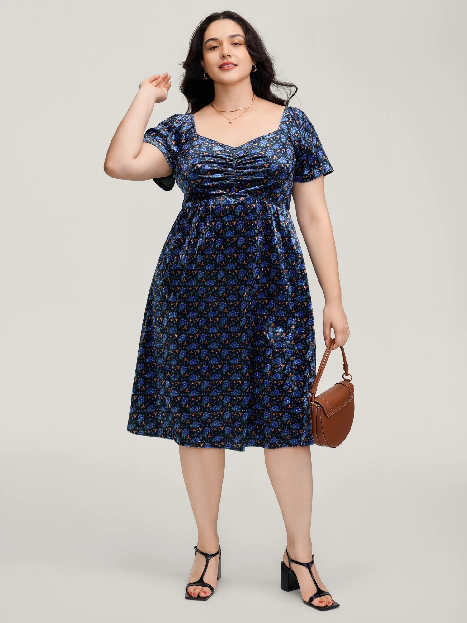 Velvet Floral Gathered Bodice Midi Dress - Image 3