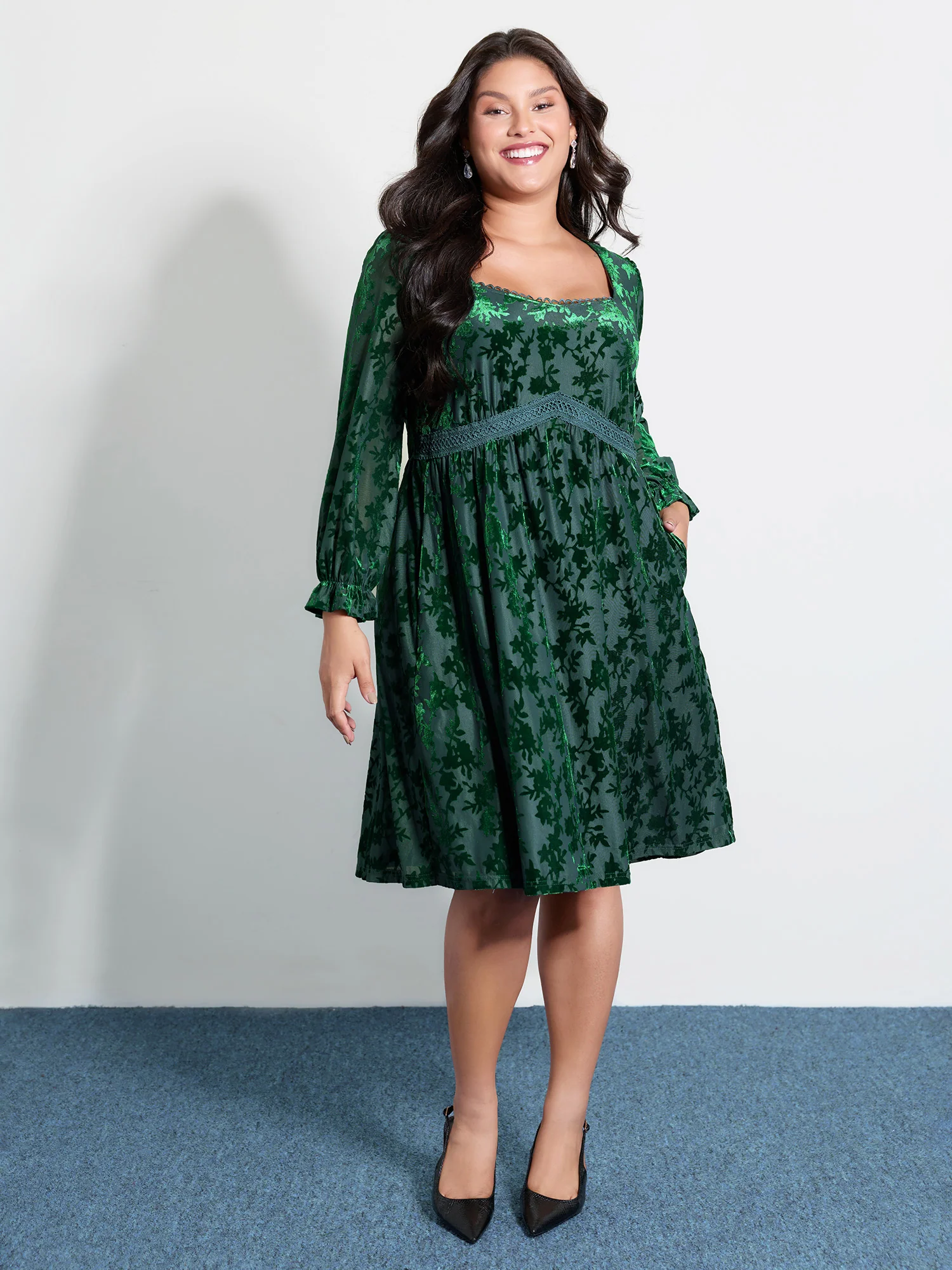 Velvet Floral Print Lace Pockets Party Dress - Image 3