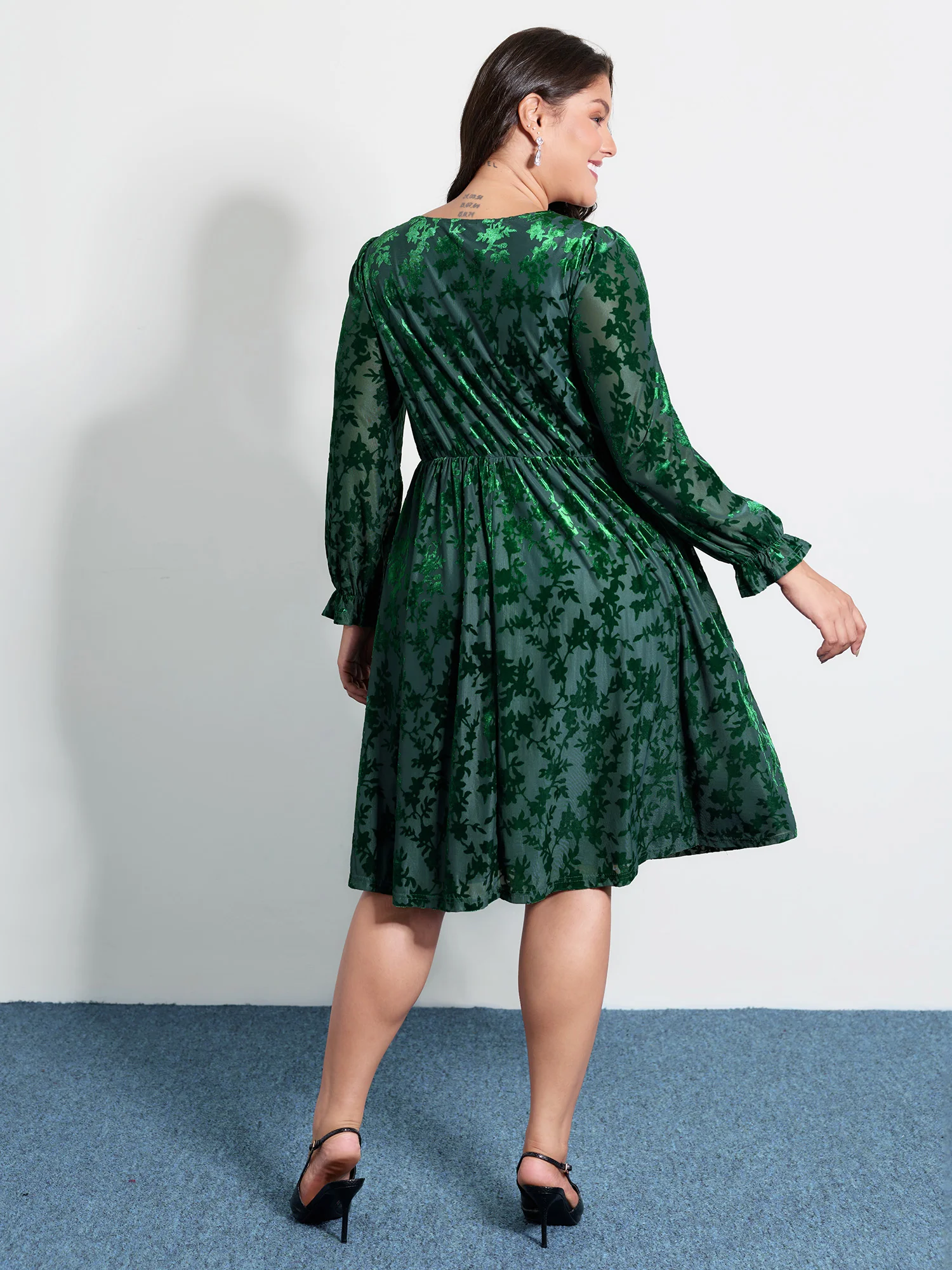 Velvet Floral Print Lace Pockets Party Dress - Image 5
