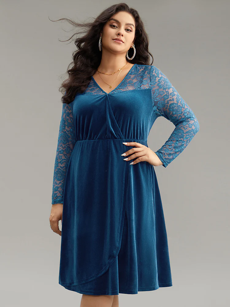 Velvet Guipure Lace Wrap Dress - Image 4