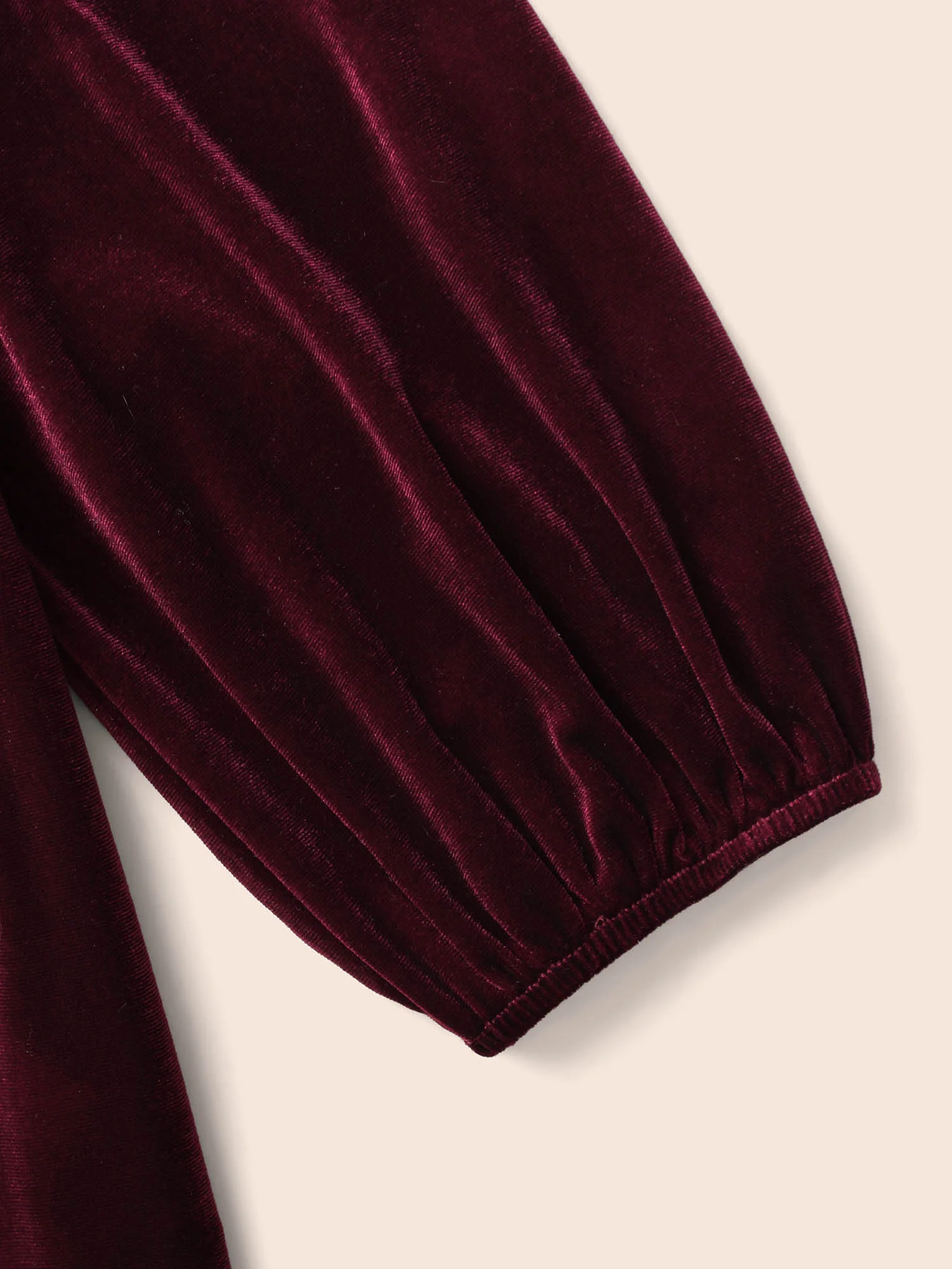 Velvet Heart Neckline Gathered Blouse - Image 10
