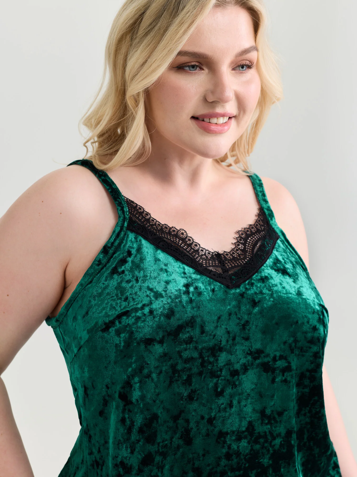 Velvet Lace Stretchy Waist Co-ord Lounge Set - Image 3
