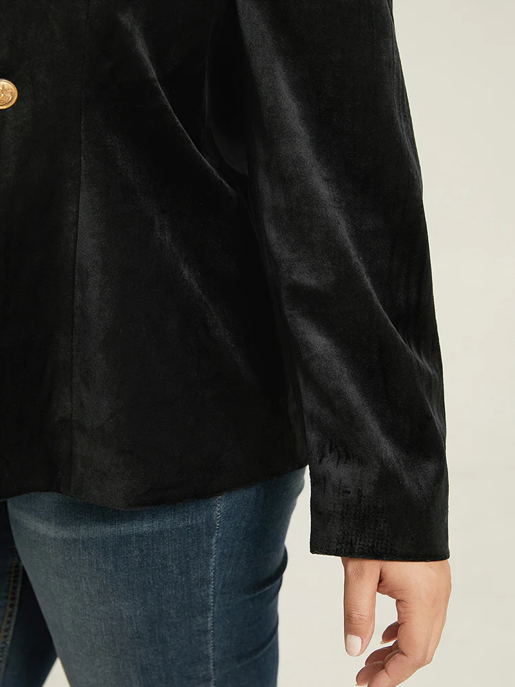 Velvet Lapel Collar Metai Detail Blazer - Image 7