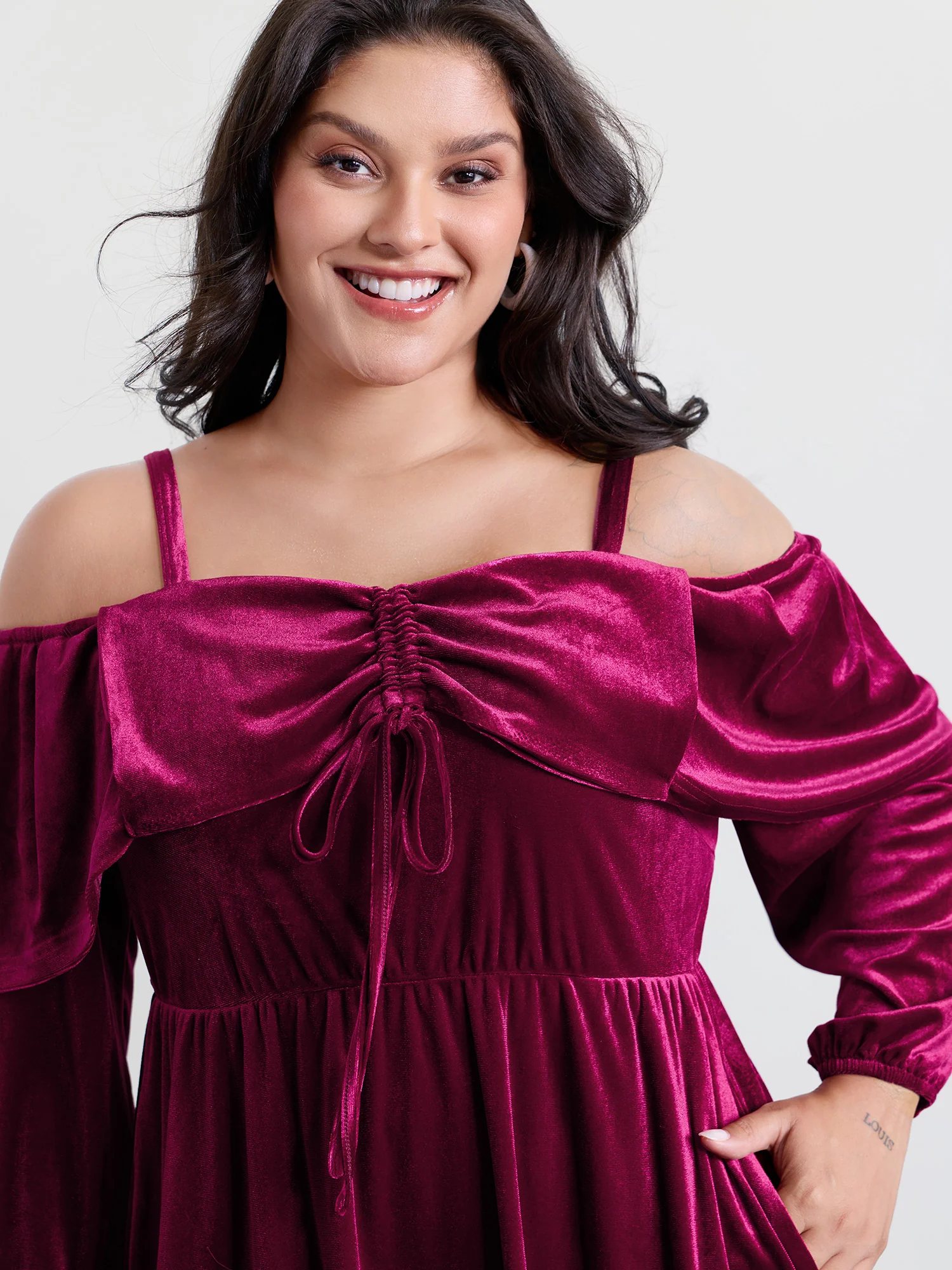 Velvet Off-Shoulder Bow Pockets Midi Dress - Image 2
