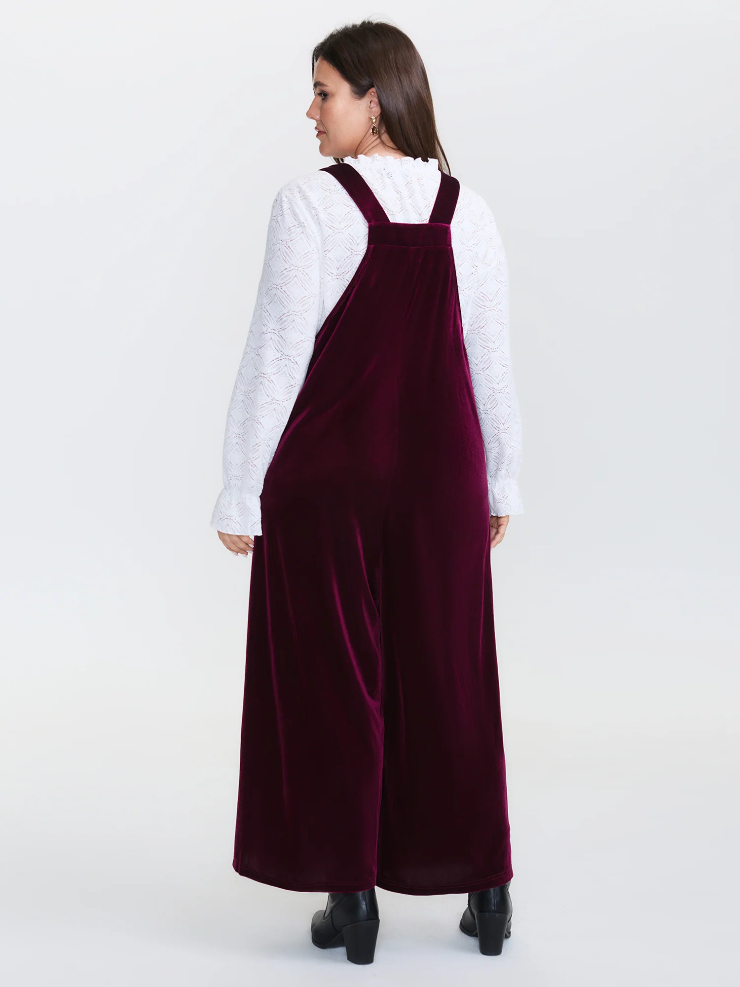Velvet Relaxed Fit Adjustable Straps Jumpsuit - Image 5