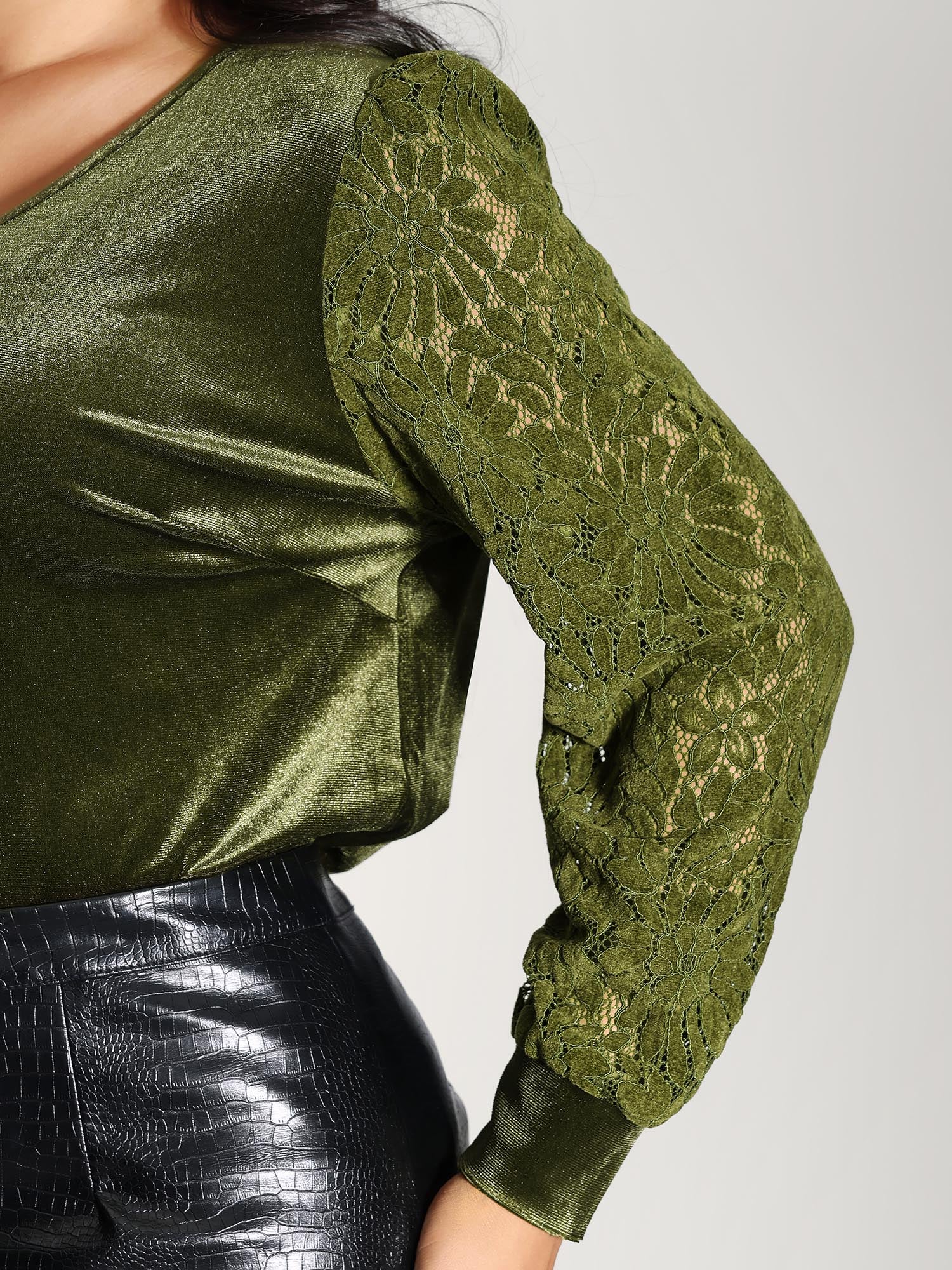 Velvet Stretchy Spliced V-Neck Blouse - Image 2