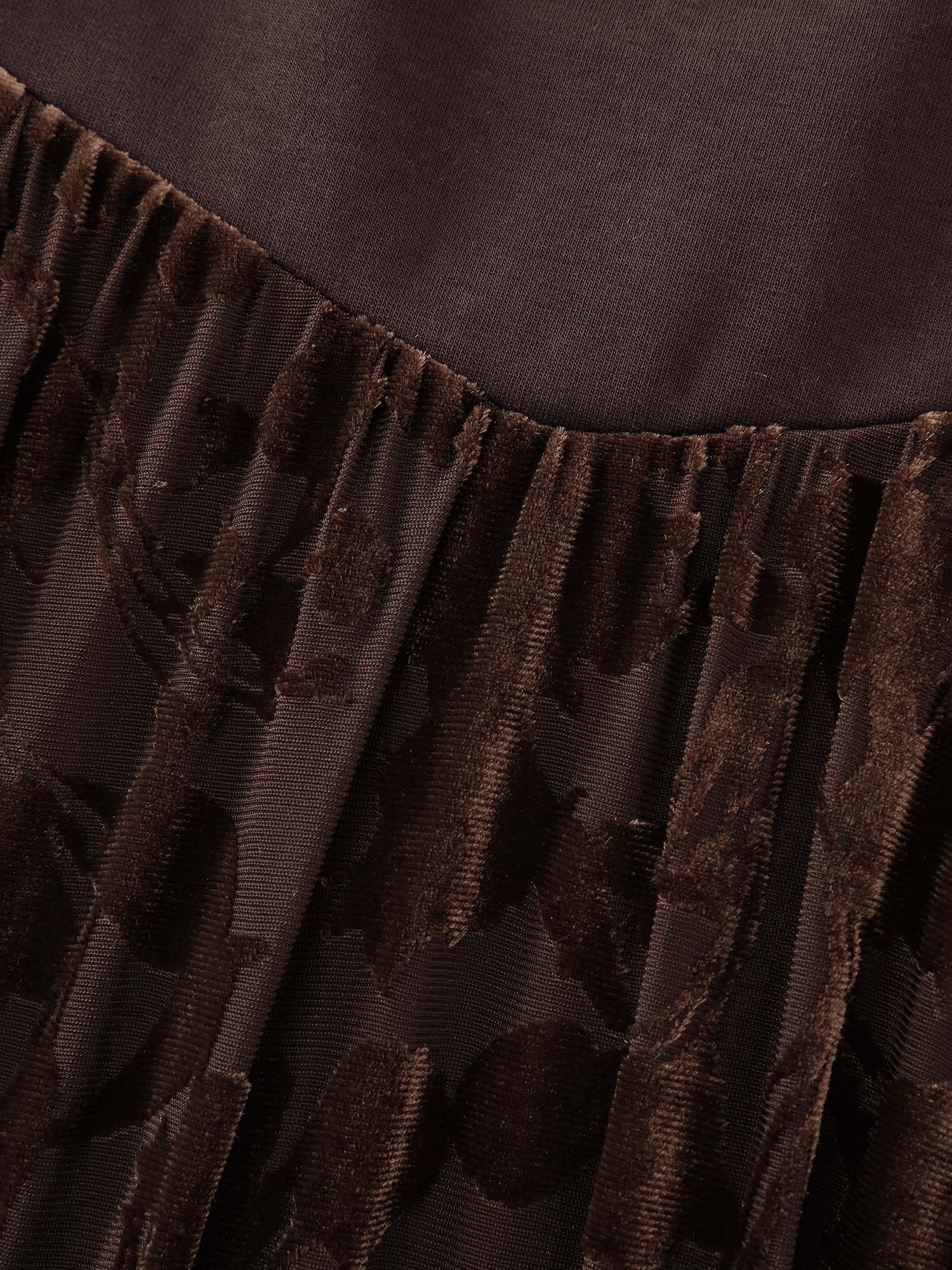 Velvety Feel Spliced Round Neck Midi Dress - Image 5