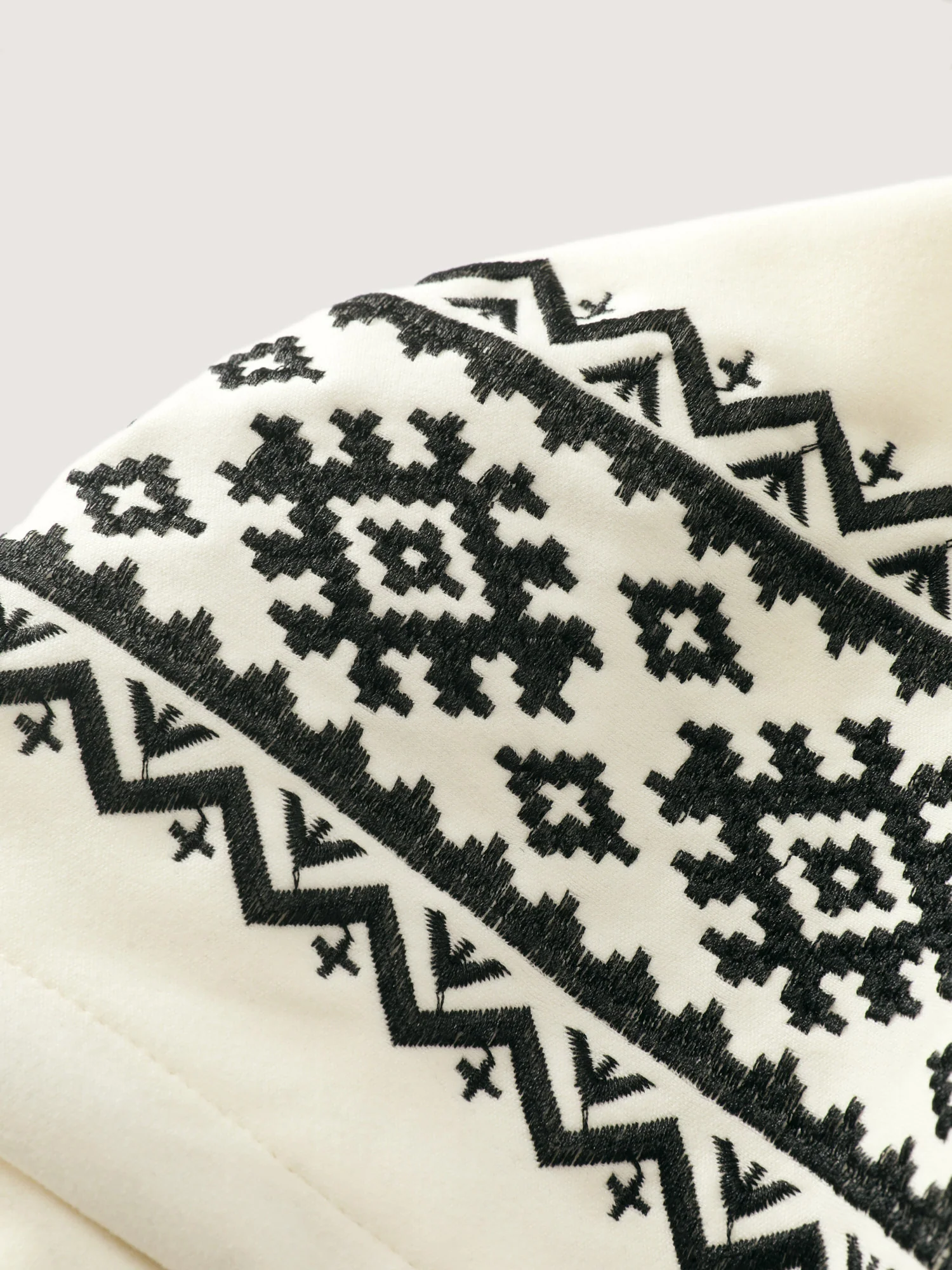 Velvety Geometric Embroidery Hoodie - Image 8