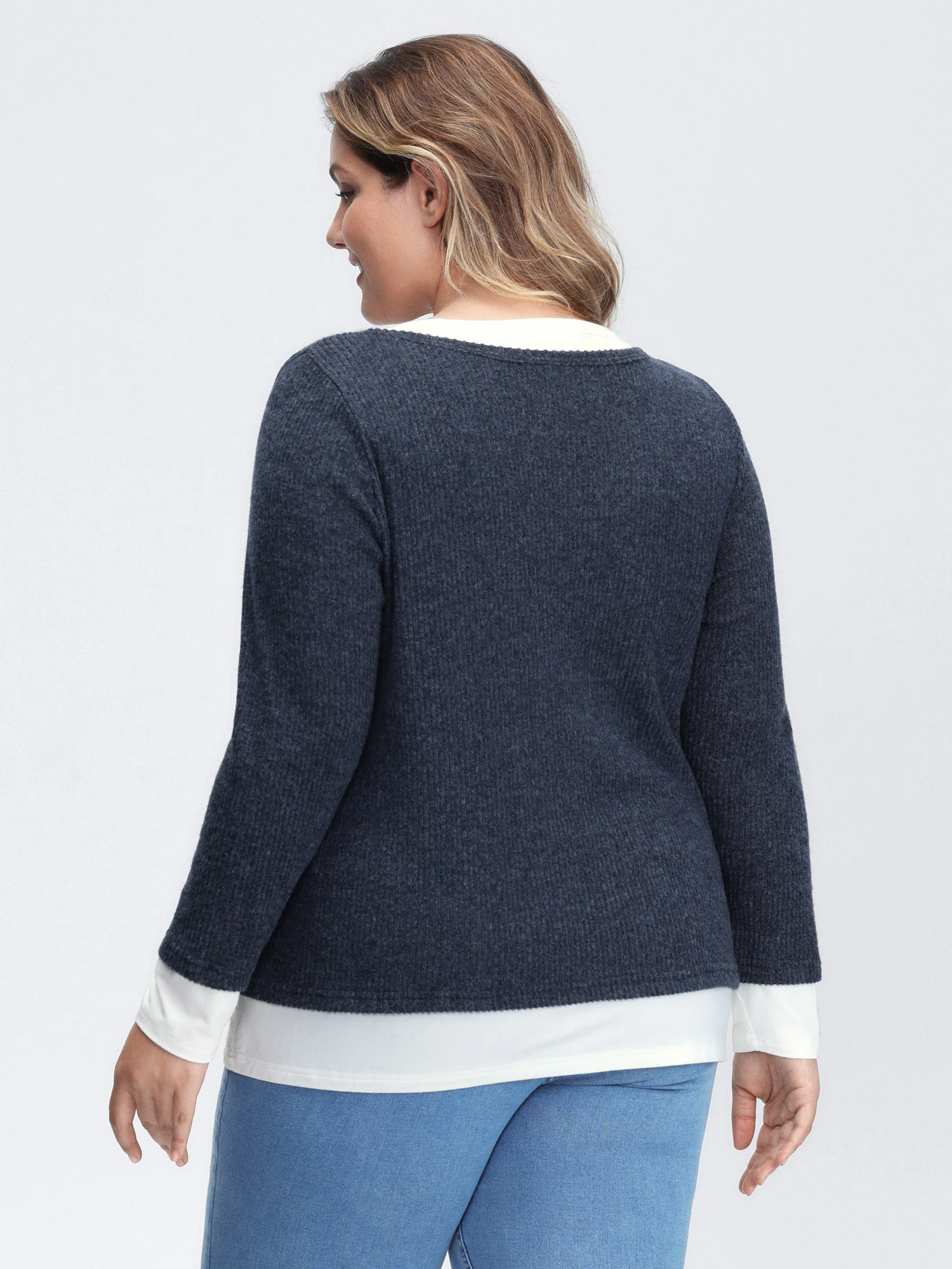 Velvety-Textured Ribbed Layered T-Shirt - Image 4