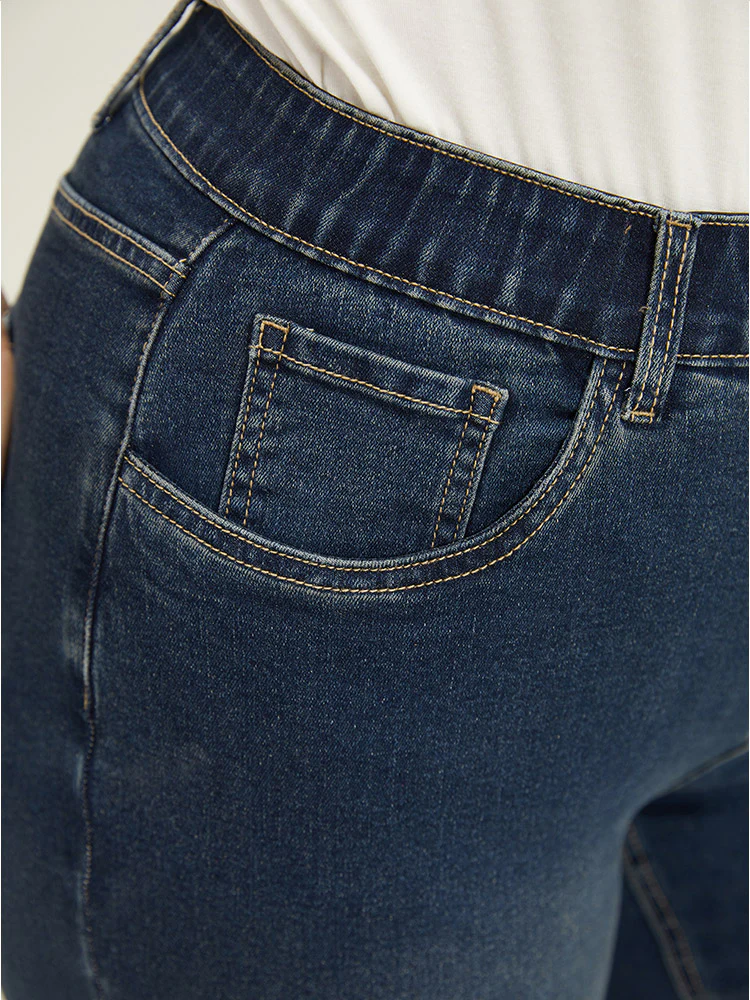 Very Stretchy High Rise  Dark Wash Beaded Detail Cropped Jeans - Image 9