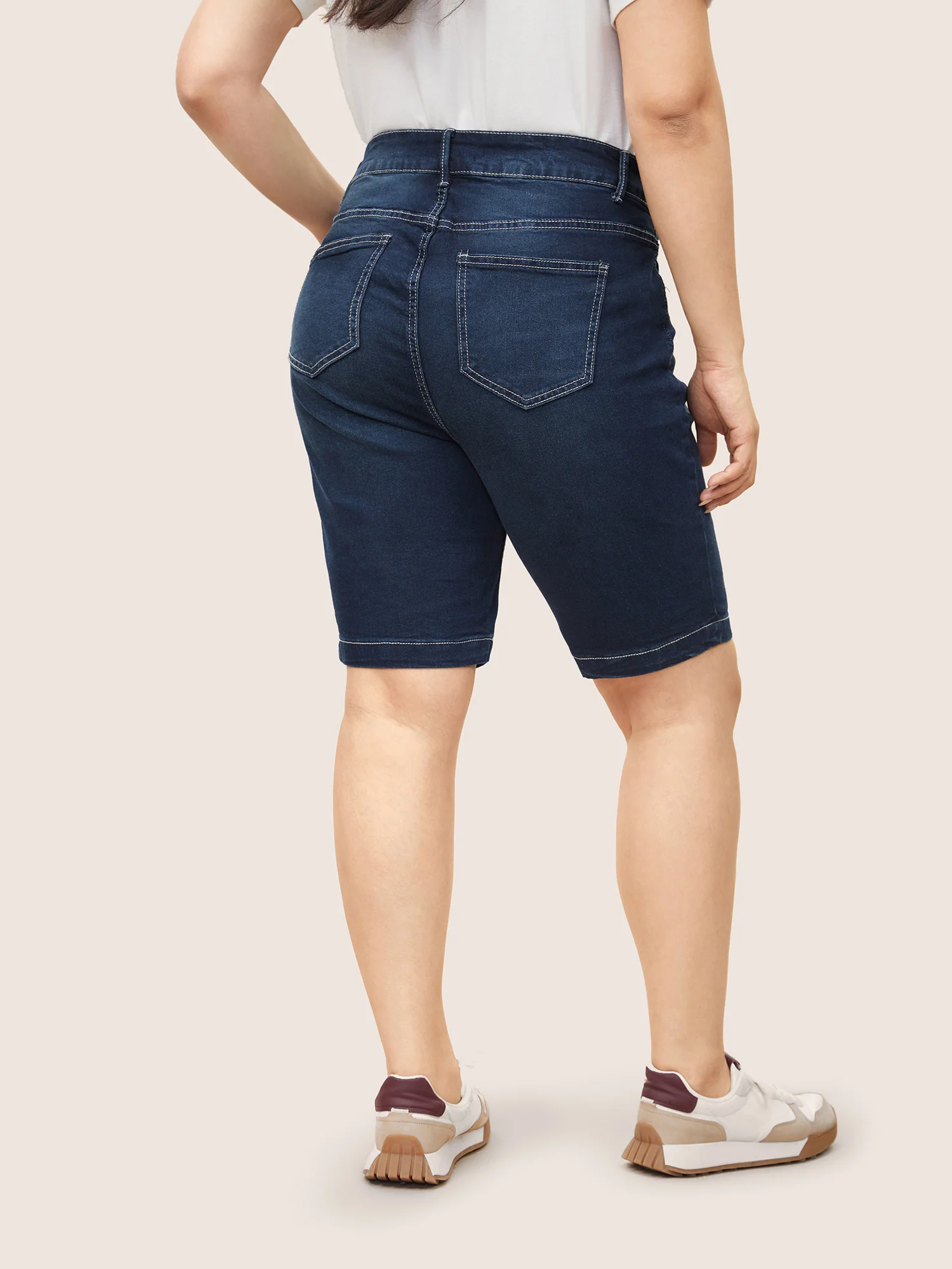 High Rise Knee-Length Skinny-Fit Denim Shorts - Image 15