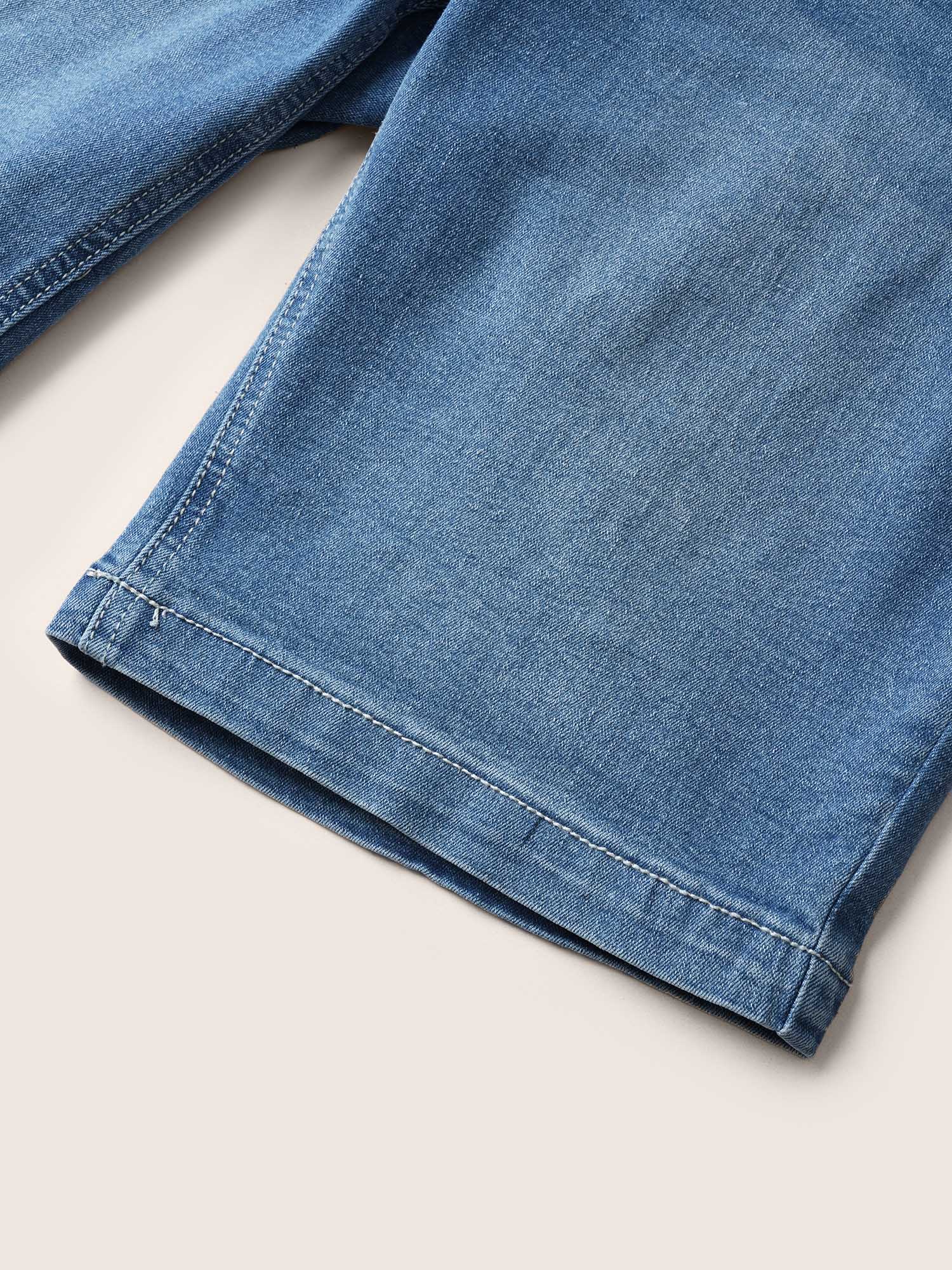 High Rise Knee-Length Skinny-Fit Denim Shorts - Image 5