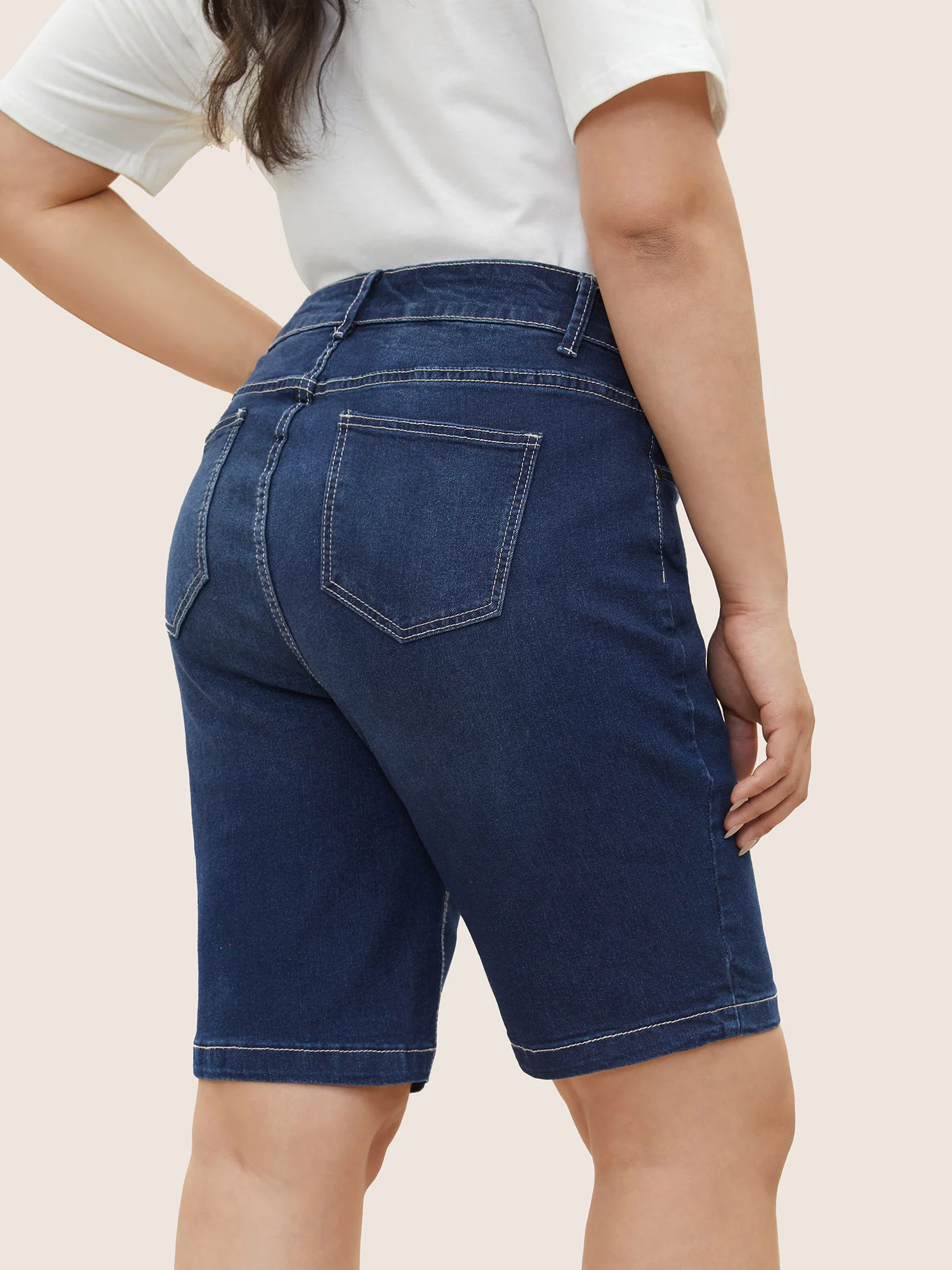 High Rise Knee-Length Skinny-Fit Denim Shorts - Image 8
