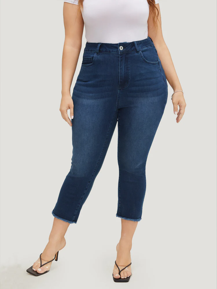 Very Stretchy High Rise Dark Wash Raw Hem Cropped Jeans - Image 3