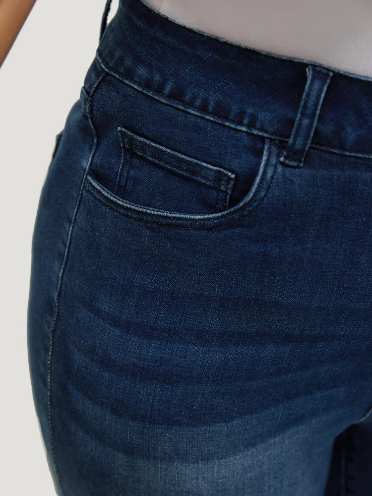 Very Stretchy High Rise Dark Wash Raw Hem Cropped Jeans - Image 7