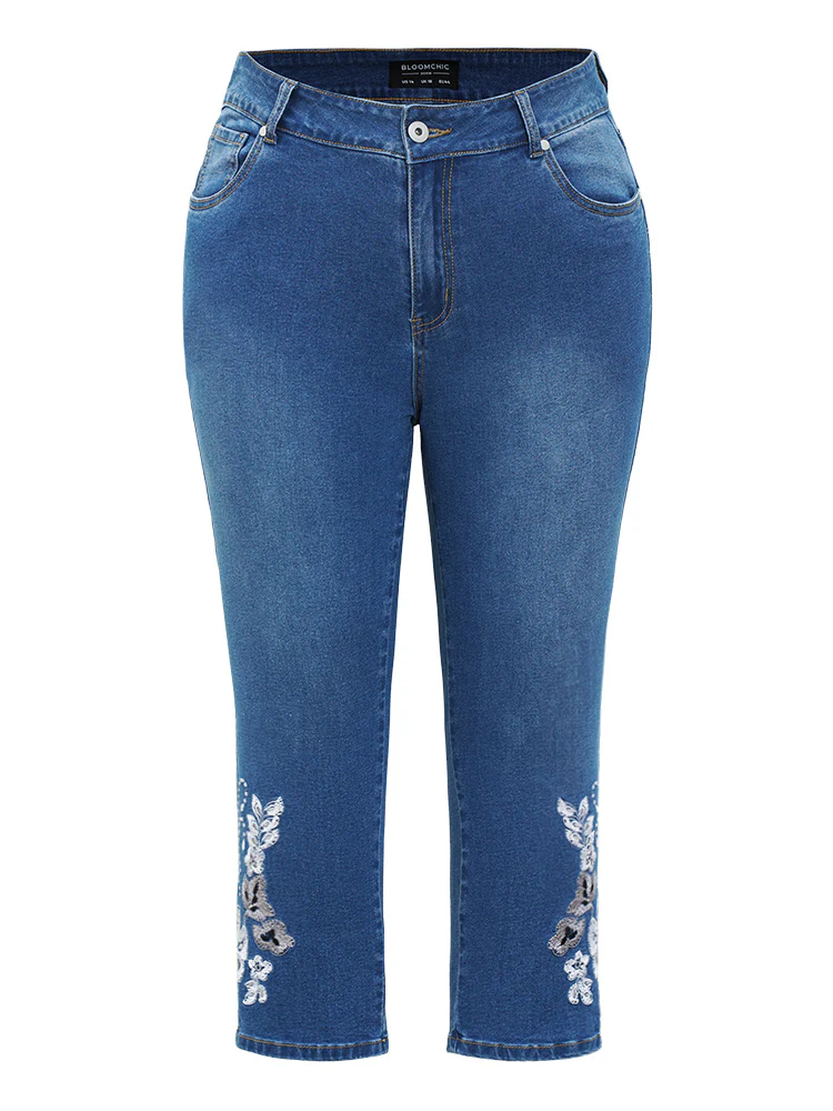 Very Stretchy High Rise Medium Wash Embroidered Cropped Jeans - Image 9