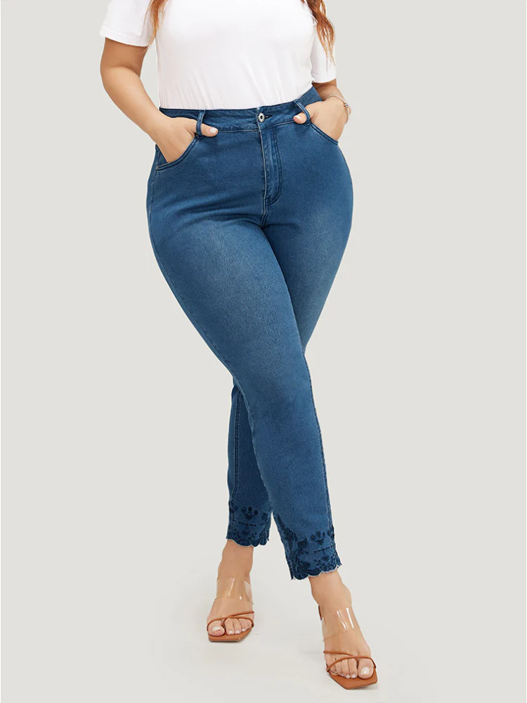 Very Stretchy High Rise Medium Wash Embroidered Scalloped Hem Jeans - Image 4