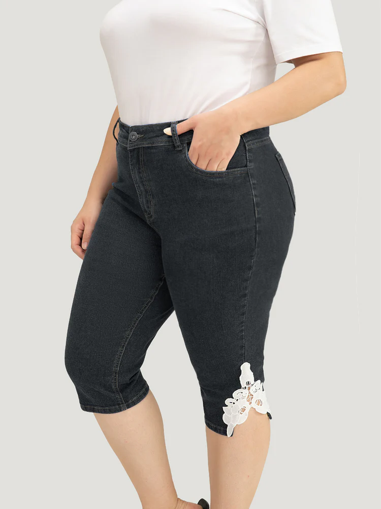 Very Stretchy High Rise Medium Wash Guipure Lace Knee Denim Shorts - Image 6
