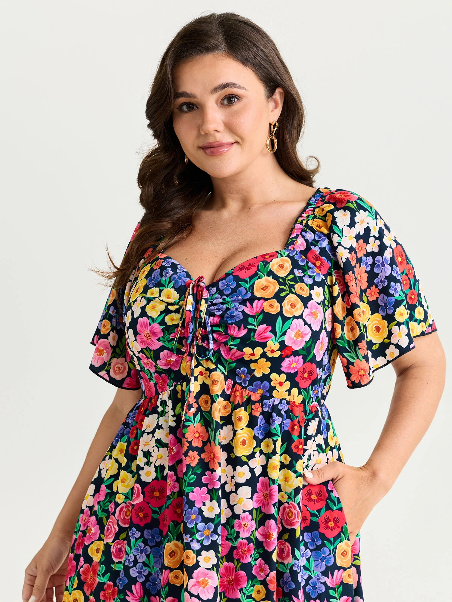 Vibrant Floral Print Ruched Bodice Midi Dress - Image 2