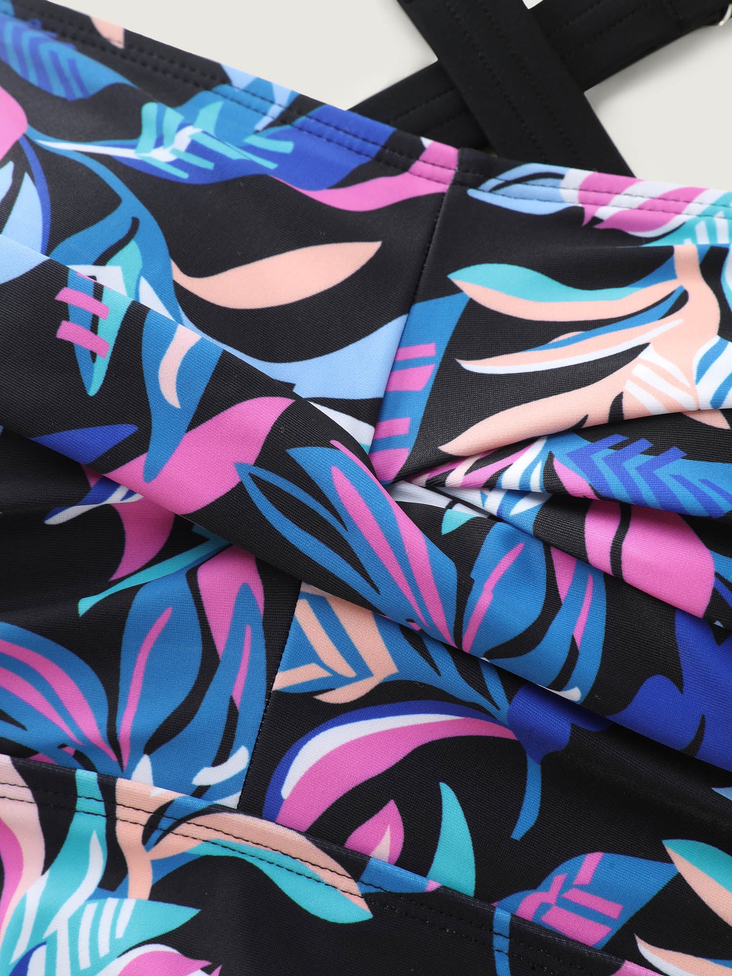 Vibrant Floral Print Twist Front Swim Top - Image 7