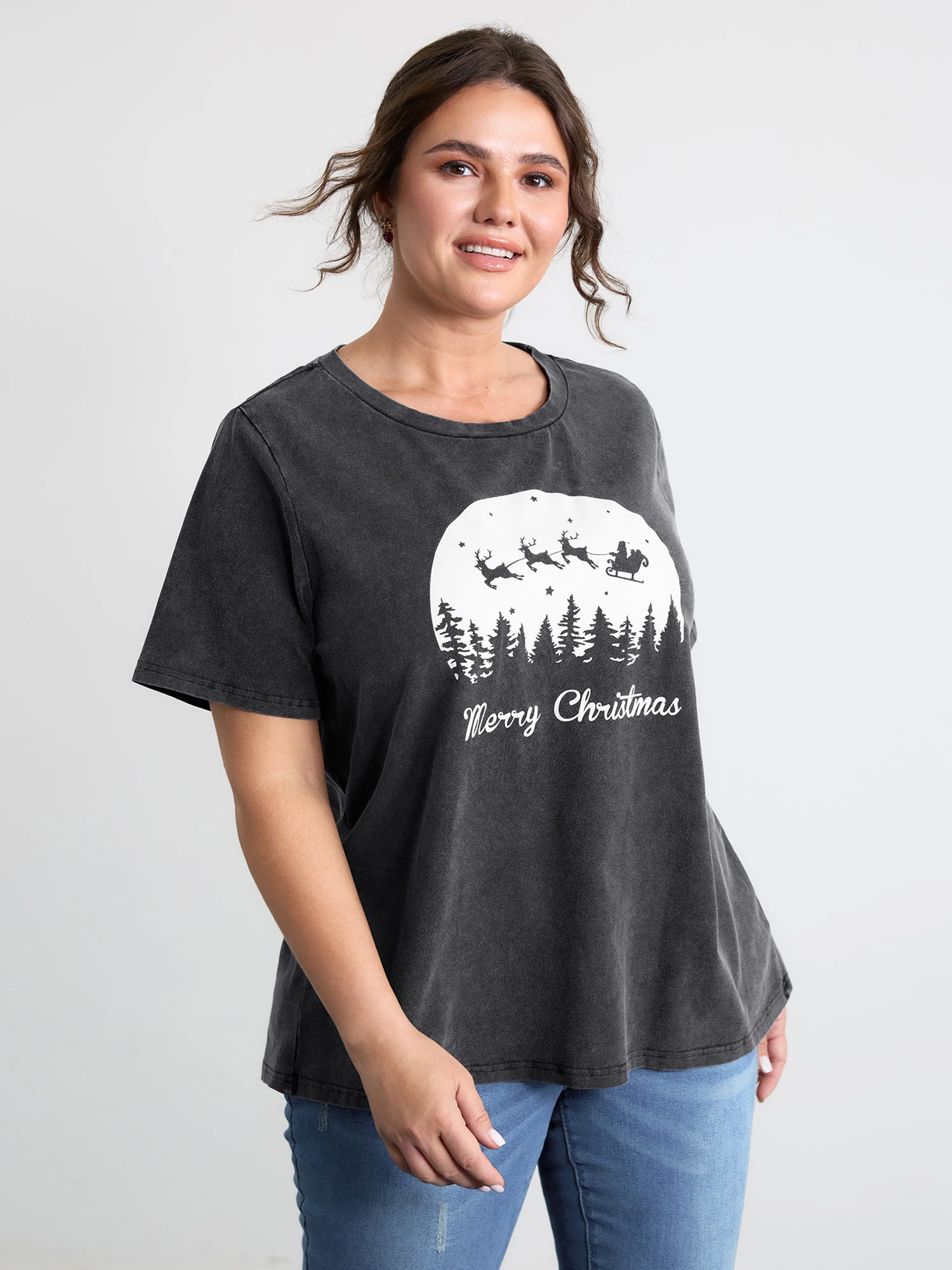 Vintage Cozy Merry Christmas Round Neck T-Shirt - Image 2