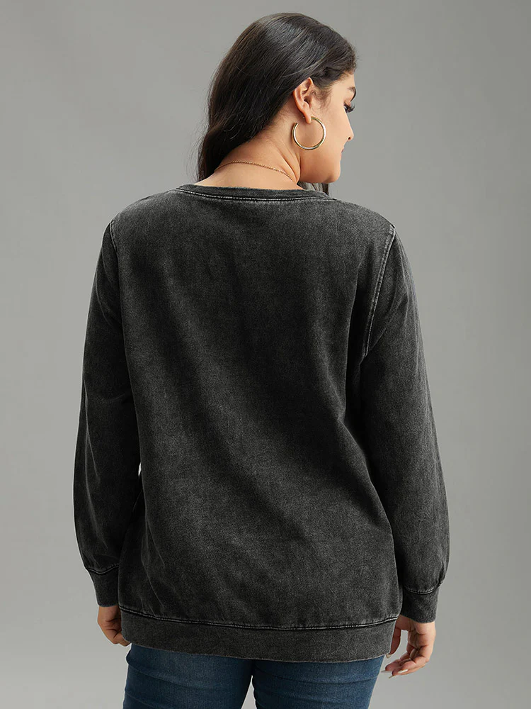 Vintage Patched Pocket Round Neck Sweatshirt - Image 2