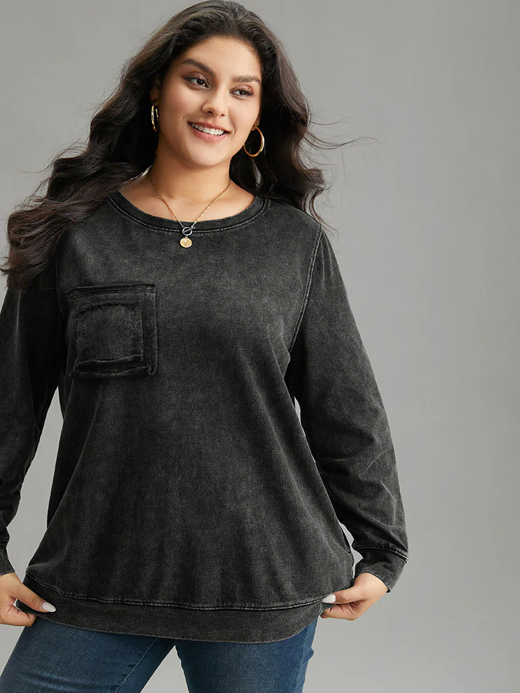 Vintage Patched Pocket Round Neck Sweatshirt - Image 5