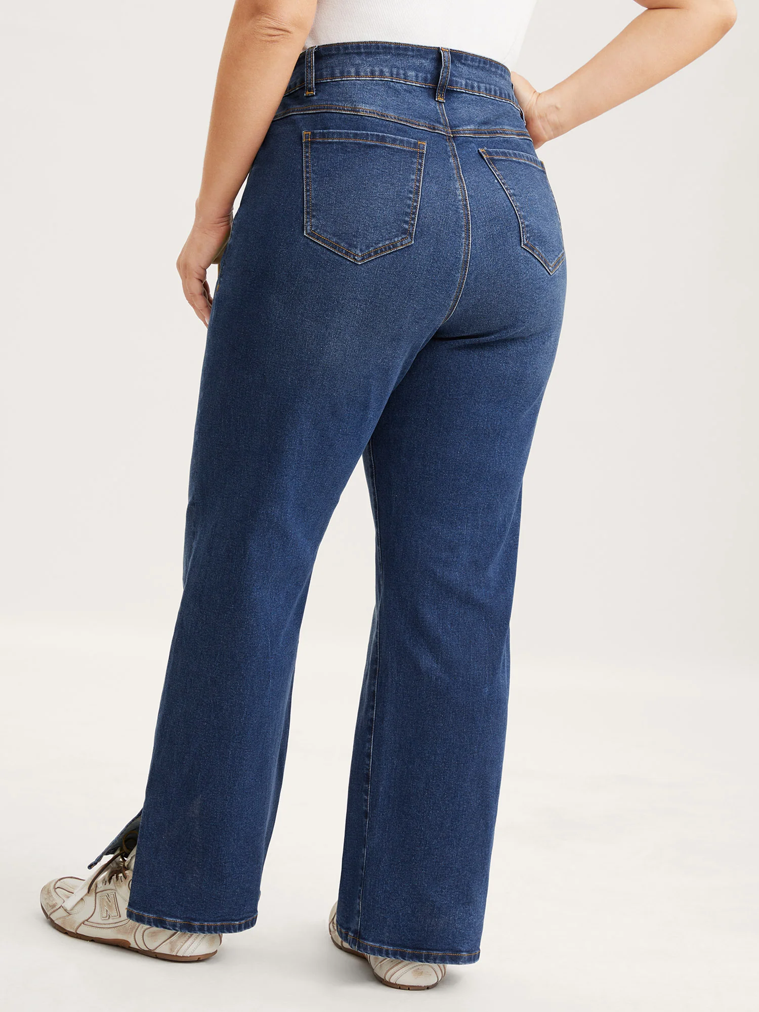 Vintage Split Hem Straight-Leg Jeans - Image 4