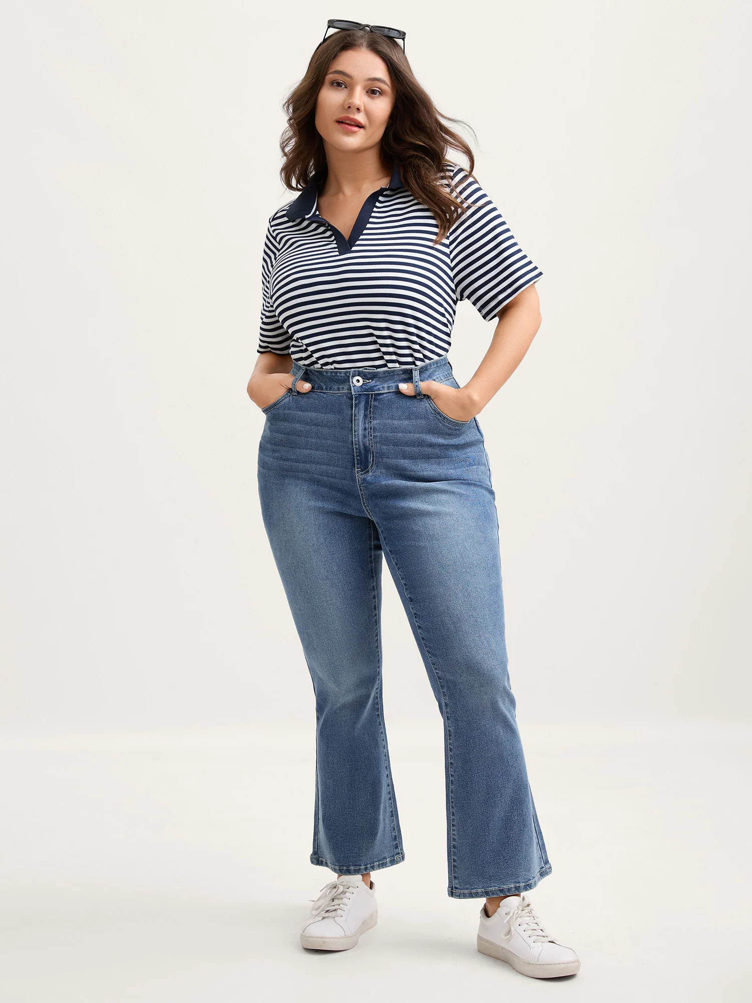 Vintage Straight-Leg Mid-Rise Jeans - Image 2