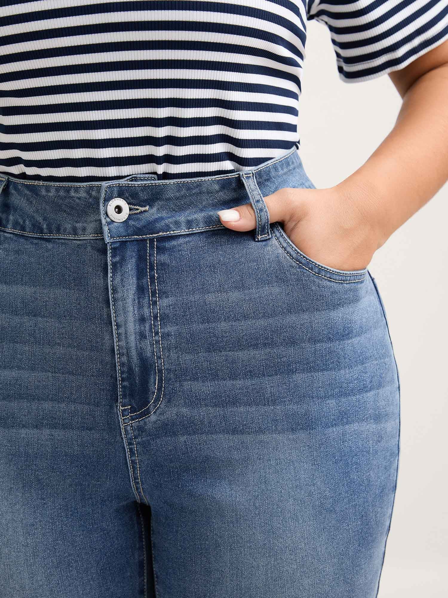 Vintage Straight-Leg Mid-Rise Jeans - Image 3