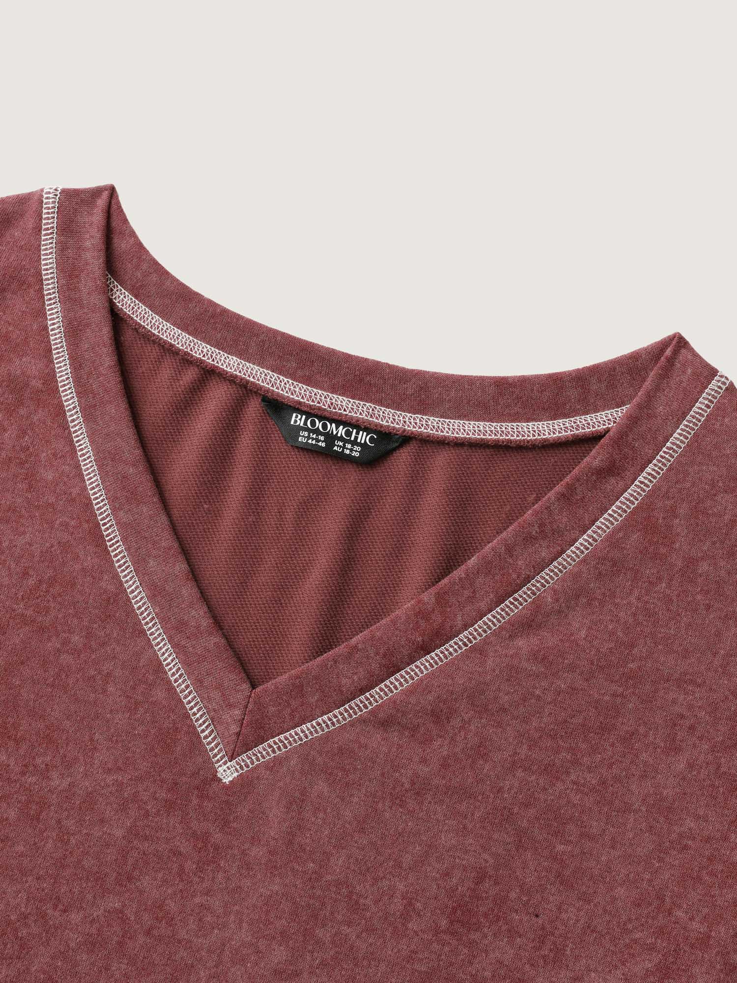 Vintage Stretchy V-Neck T-Shirt - Image 6