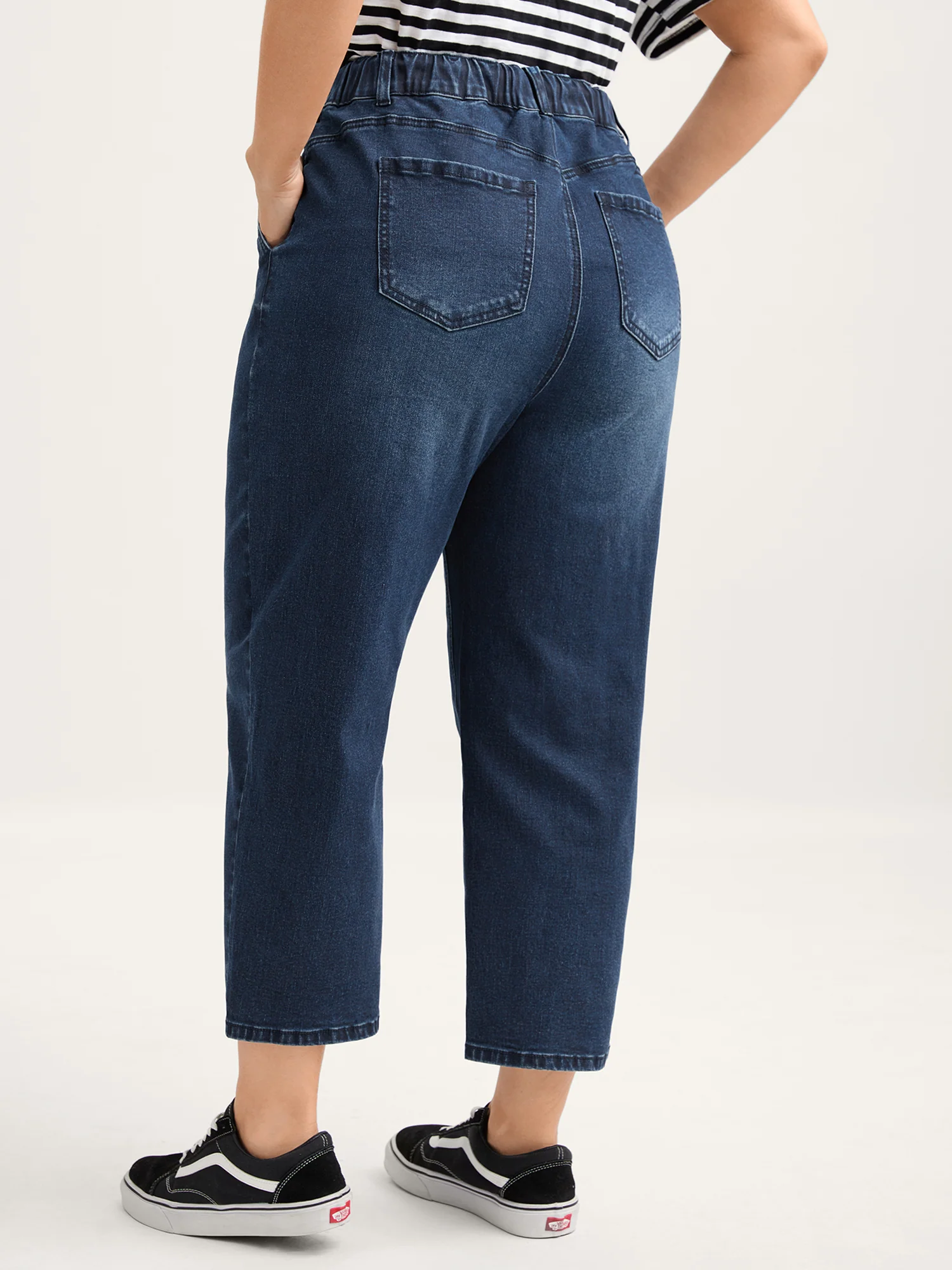Vintage Wash Rubber Waist Straight-Leg Jeans - Image 4