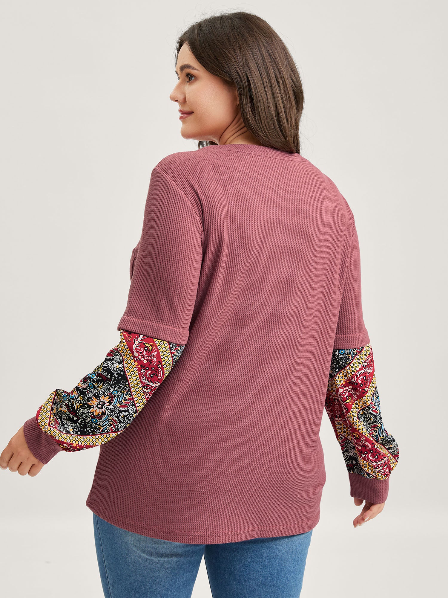 Waffle Grid Contrast Paisley Solid Sleeve Sweatshirt - Image 4