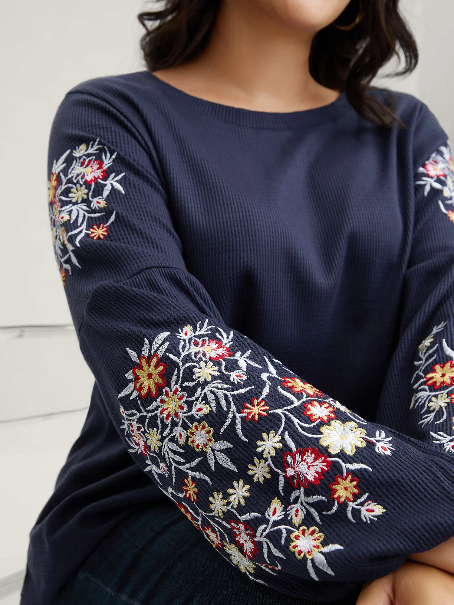 Waffle Knit Floral Embroidered Lantern Sleeve T-shirt - Image 22